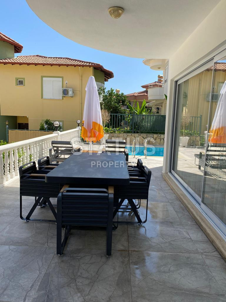 Просторная вилла 3+1 в районе Тепе 200м2 фото 20