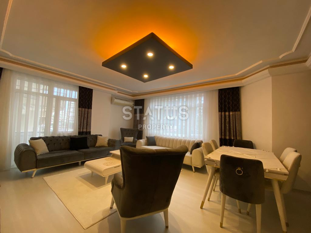 Трехкомнатная квартира с отдельной кухней, 120 м2 фото 5