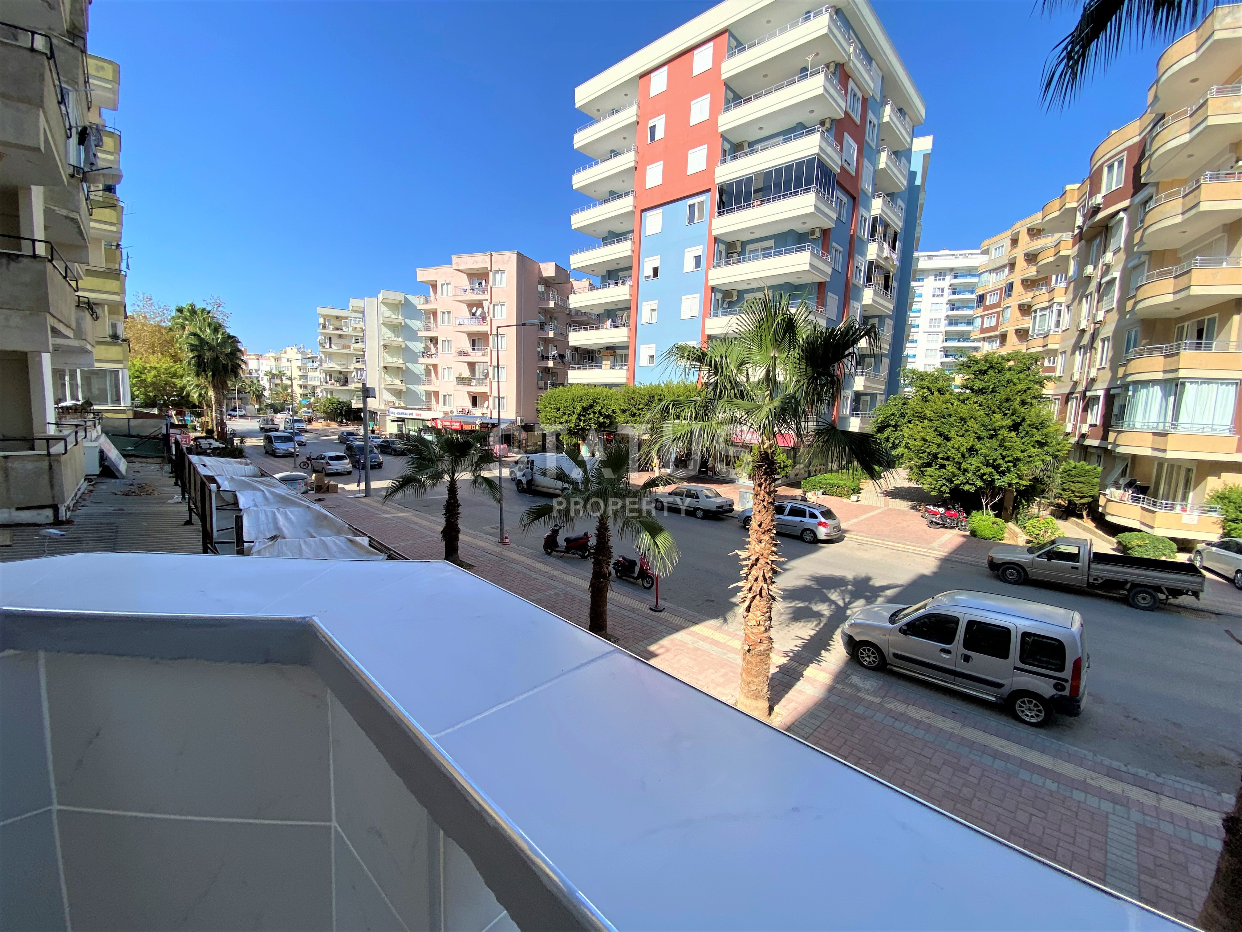 Трехкомнатная квартира с отдельной кухней, 120 м2 фото 19