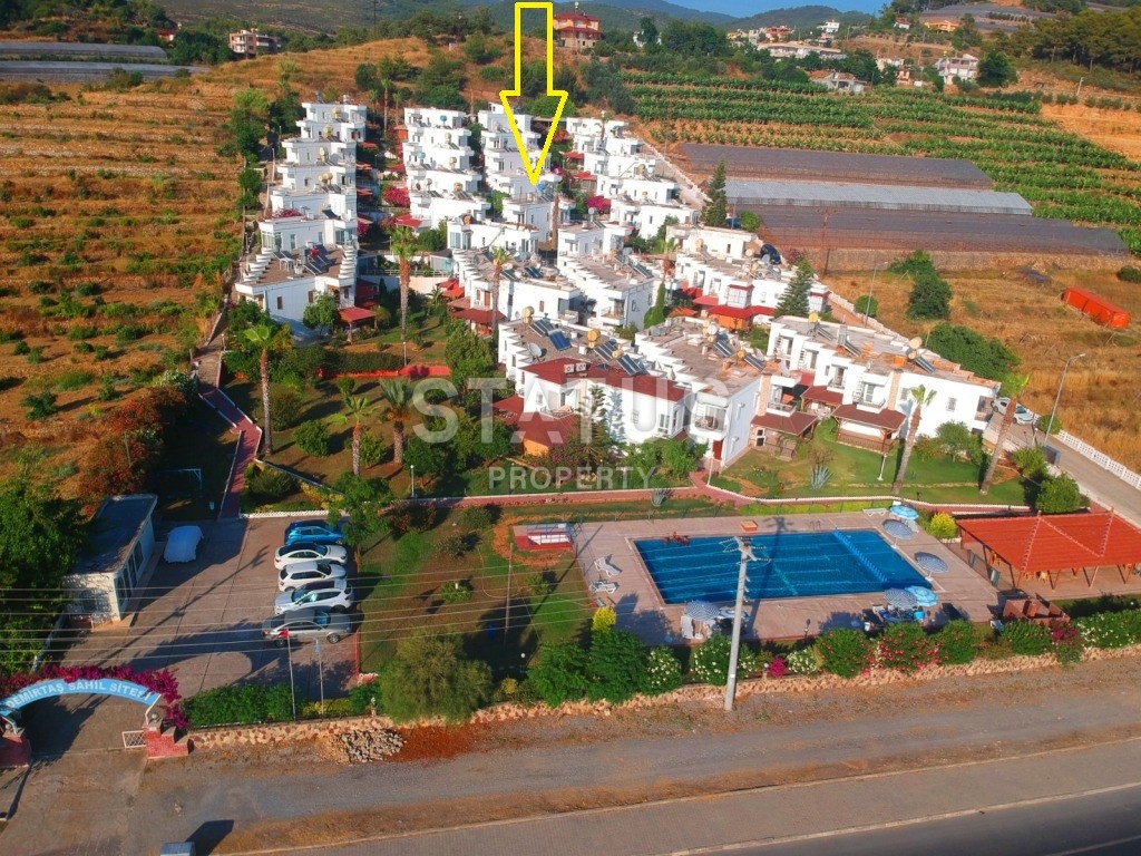 Недорогая вилла у самого берега моря в районе Демирташ фото 4