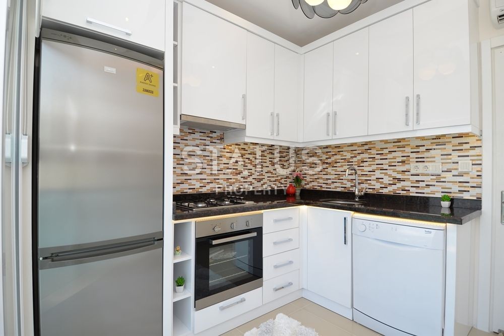 Меблированный пентхаус с потрясающим видом на море и могучие горы, в комплексе на первой линии. Отличная цена! фото 9