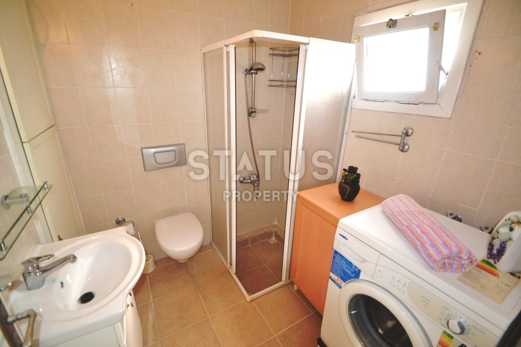 Недорогая вилла у самого берега моря в районе Демирташ фото 13