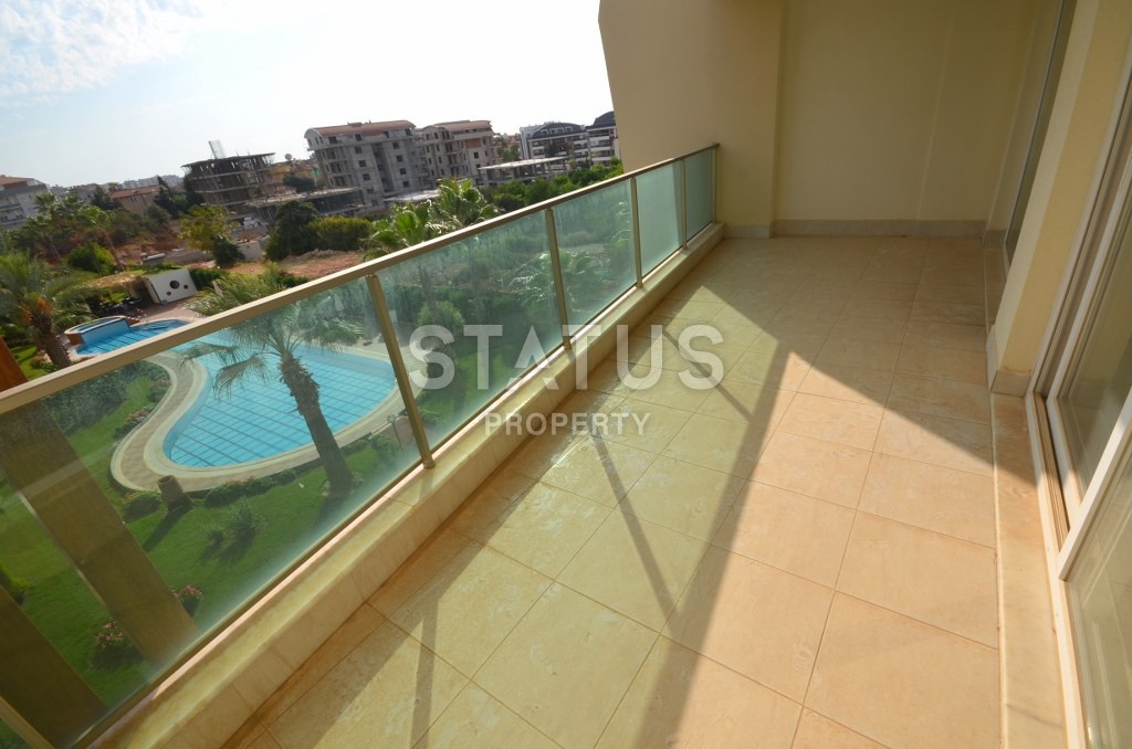 Двухкомнатная квартира в элитном комплексе в Обе, 65 м2 фото 11