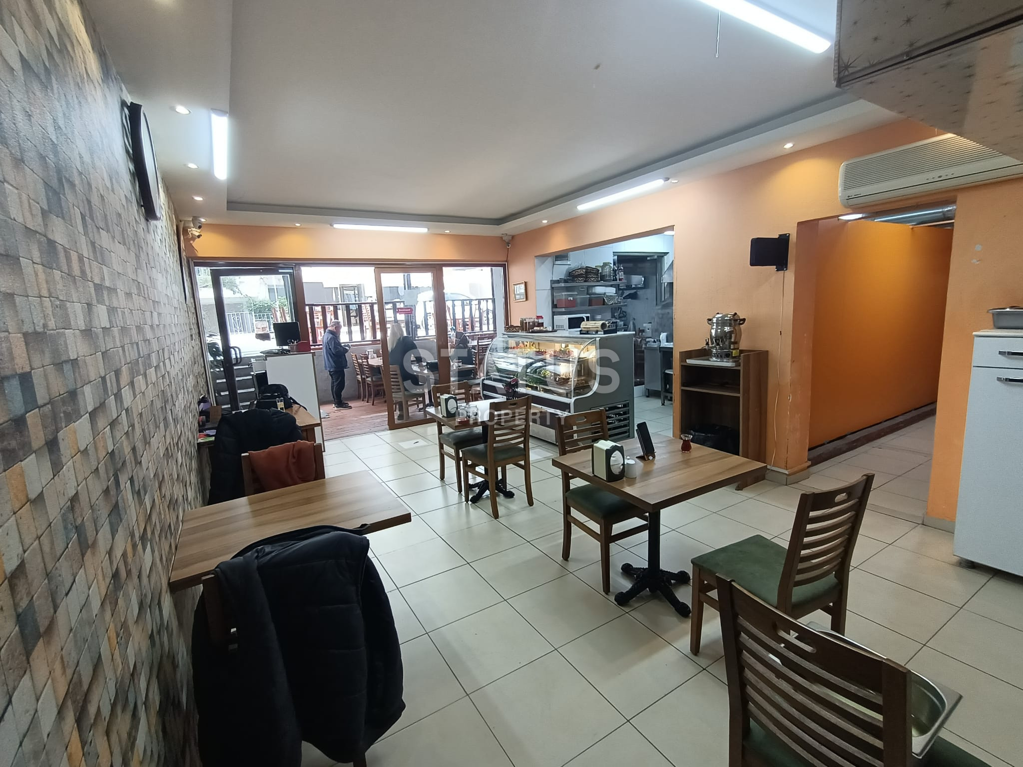 Готовый бизнес в центре Алании 65м2 фото 3