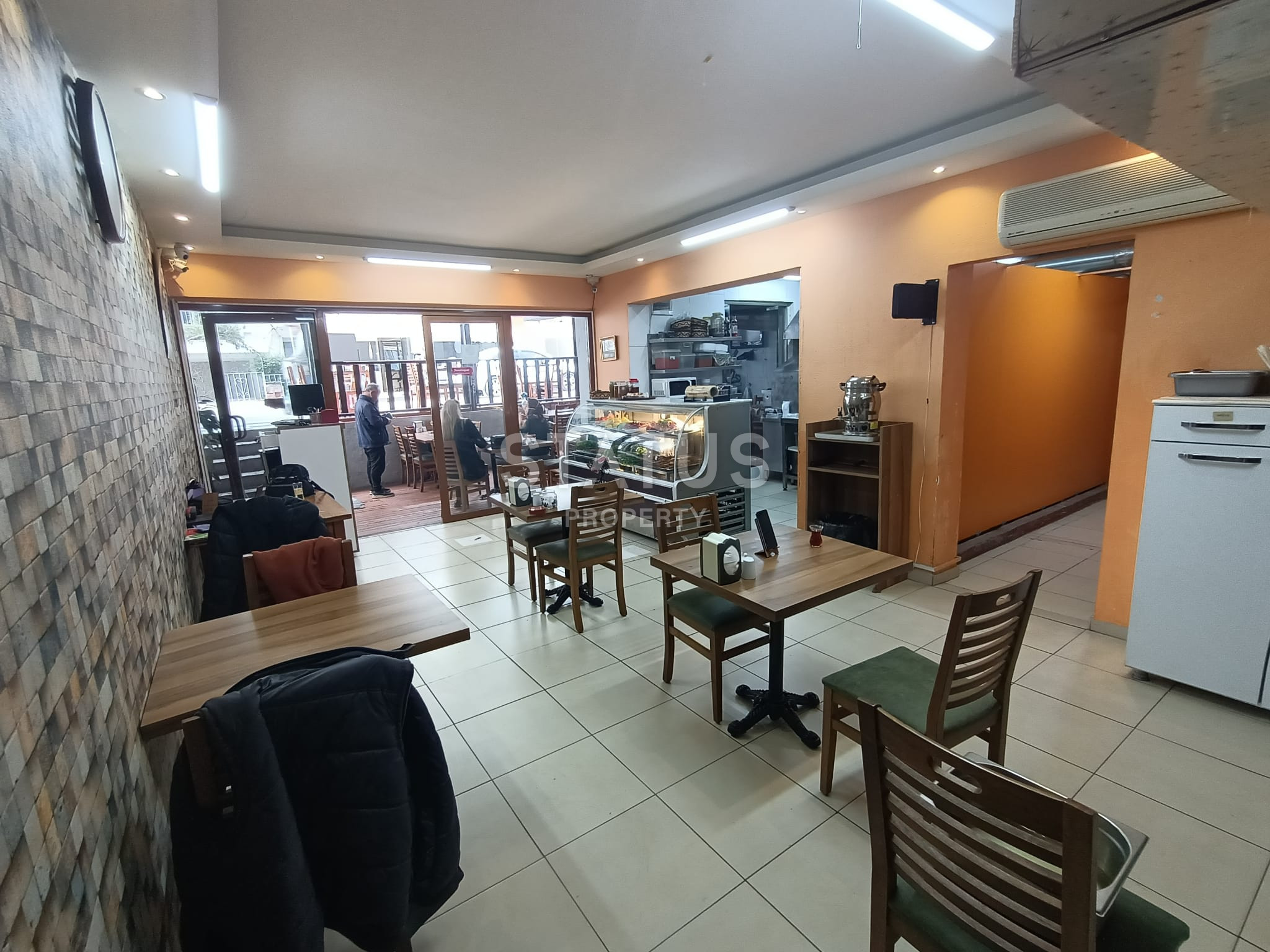 Готовый бизнес в центре Алании 65м2 фото 4