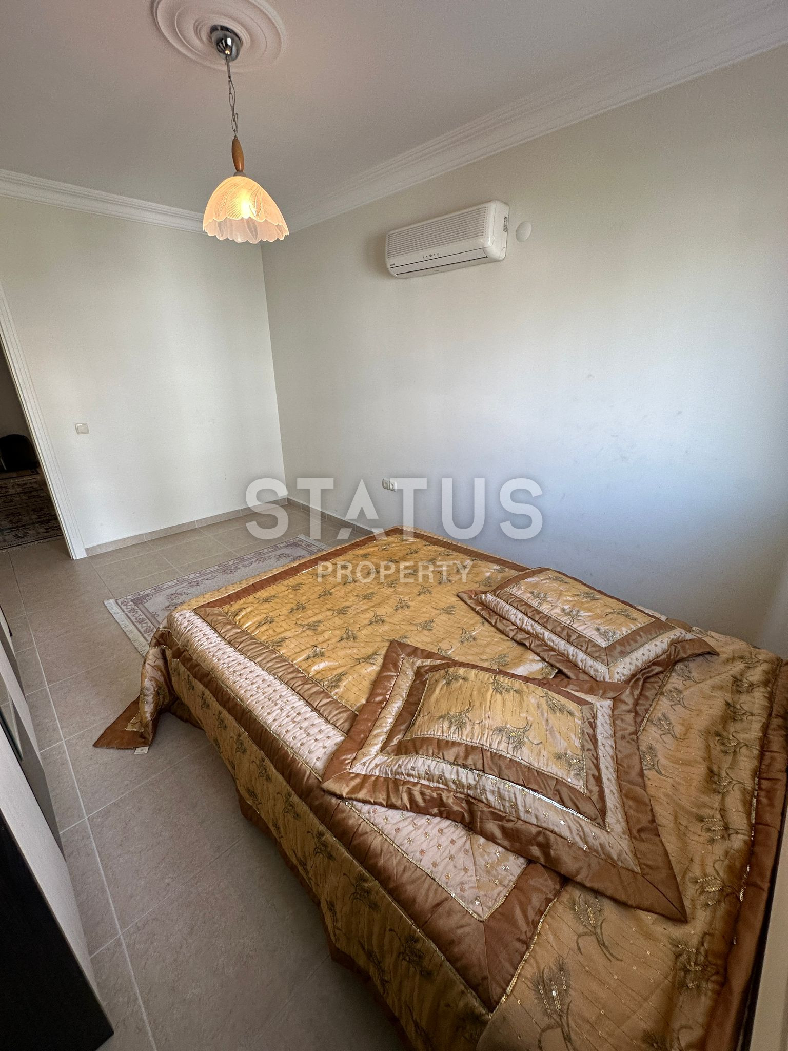 Меблированная трёхкомнатная квартира у моря в районе Тосмур. 138м2. фото 4