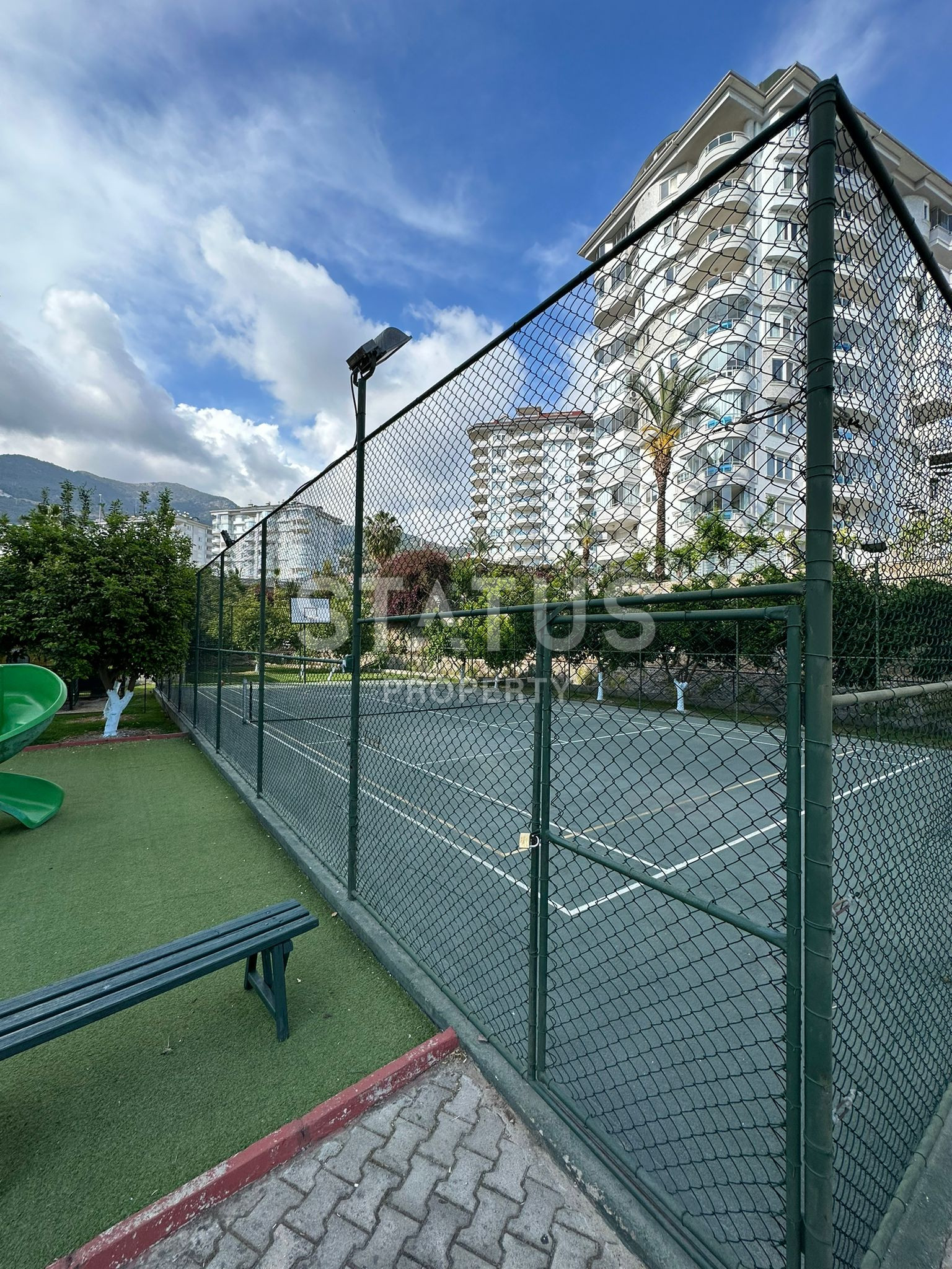 Меблированная трёхкомнатная квартира у моря в районе Тосмур. 138м2. фото 16