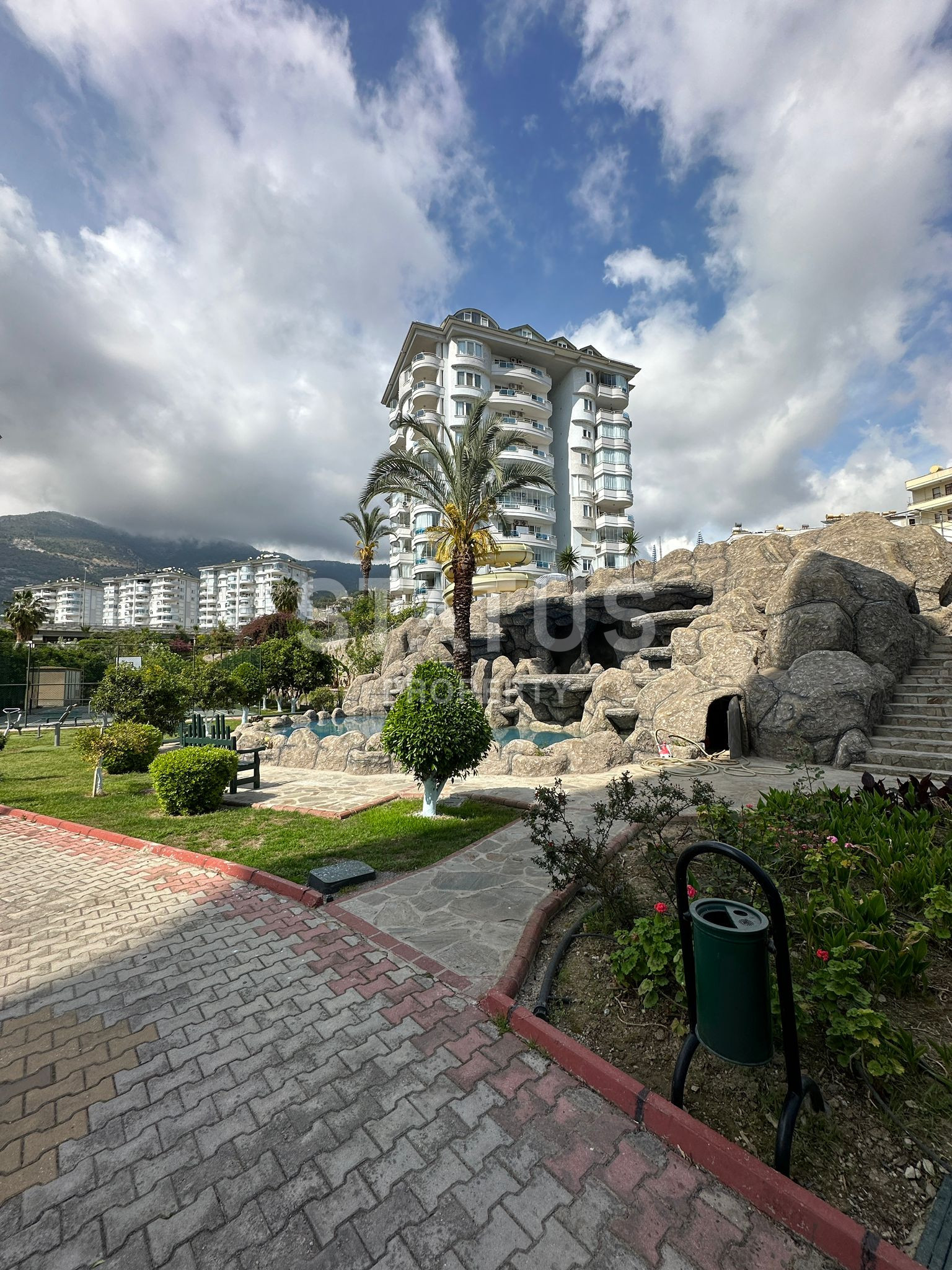 Меблированная трёхкомнатная квартира у моря в районе Тосмур. 138м2. фото 37