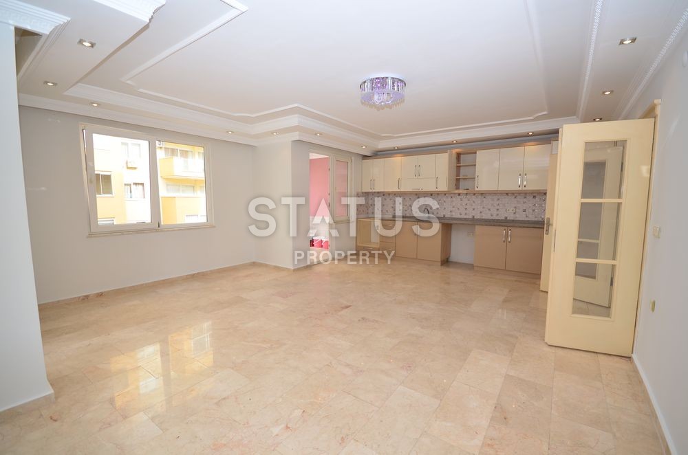 Трехкомнатные апартаменты с ремонтом в Махмутларе, 120 м2 фото 4