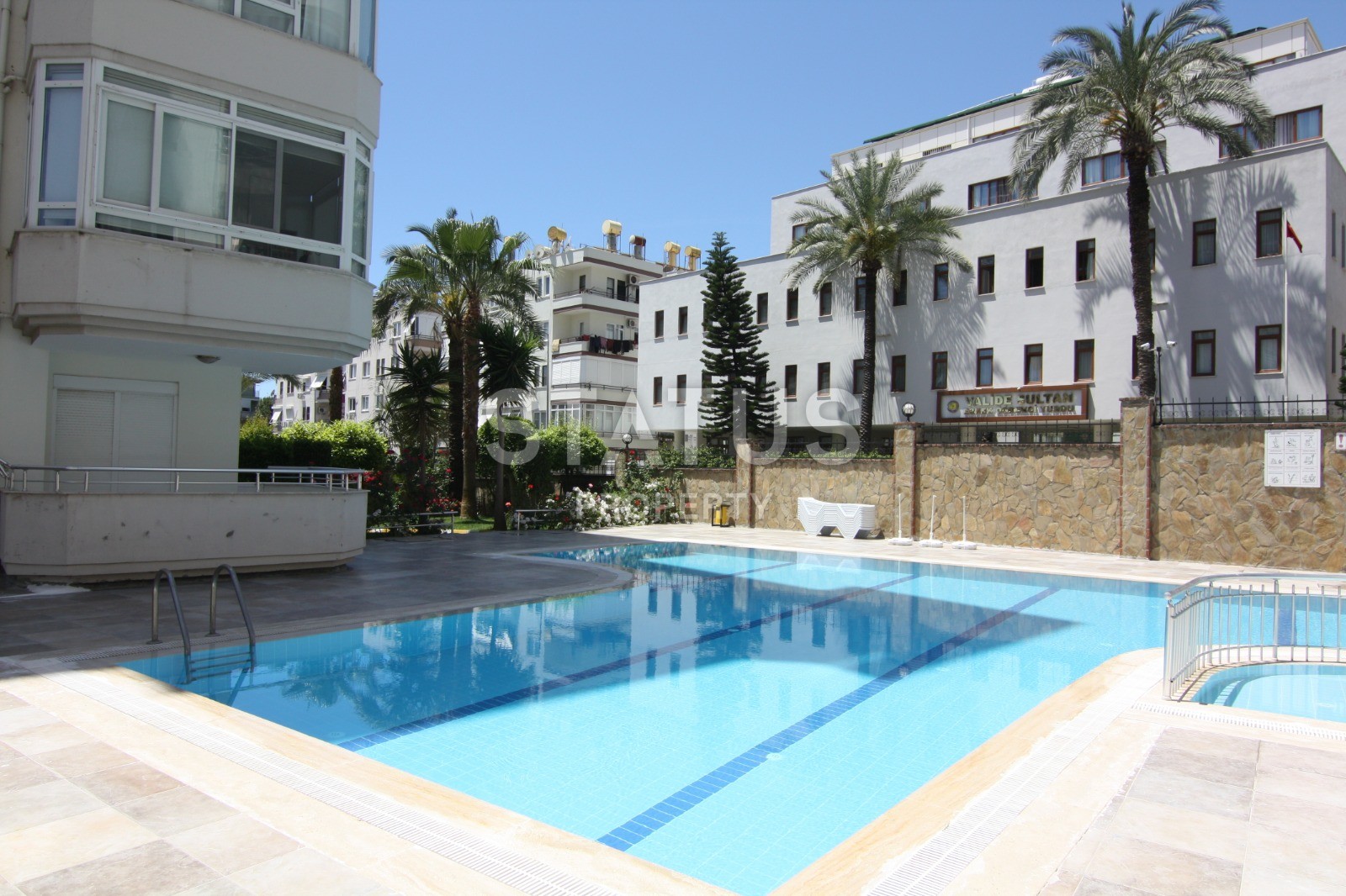 Апартаменты 2+1 в районе пляжа Клеопатры с мебелью фото 18