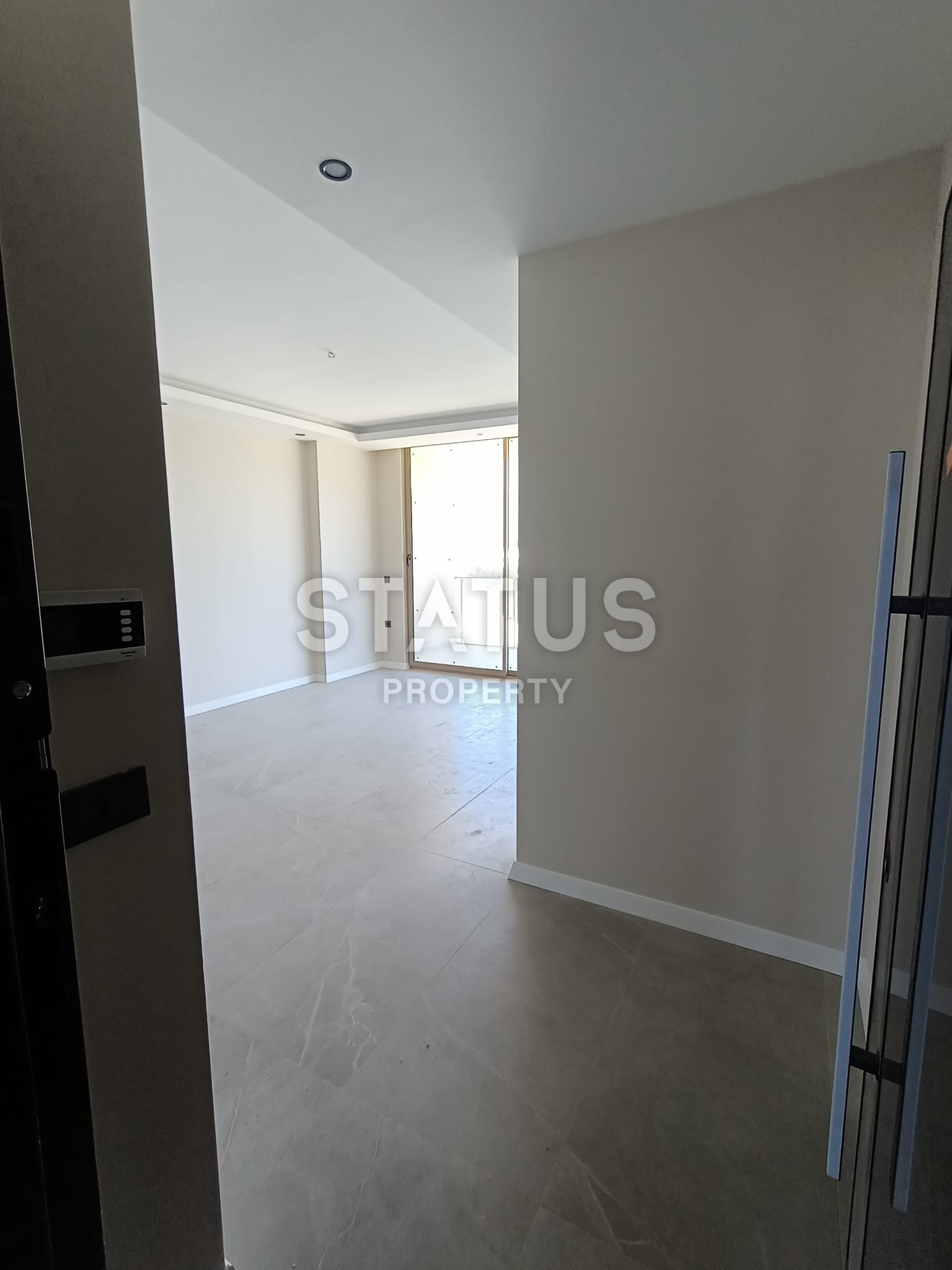 Five new apartments in NEW COMPLEX in Kargicak, 51 m2 фото 8