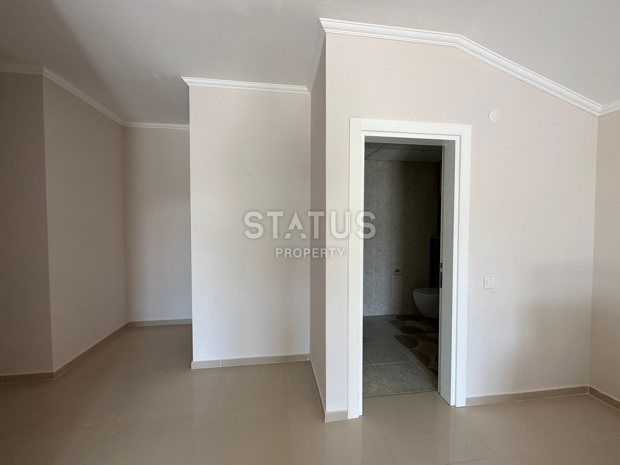 Two-level turnkey duplex 500m from the sea in the Tosmur area. 5+1. 250m2 фото 31