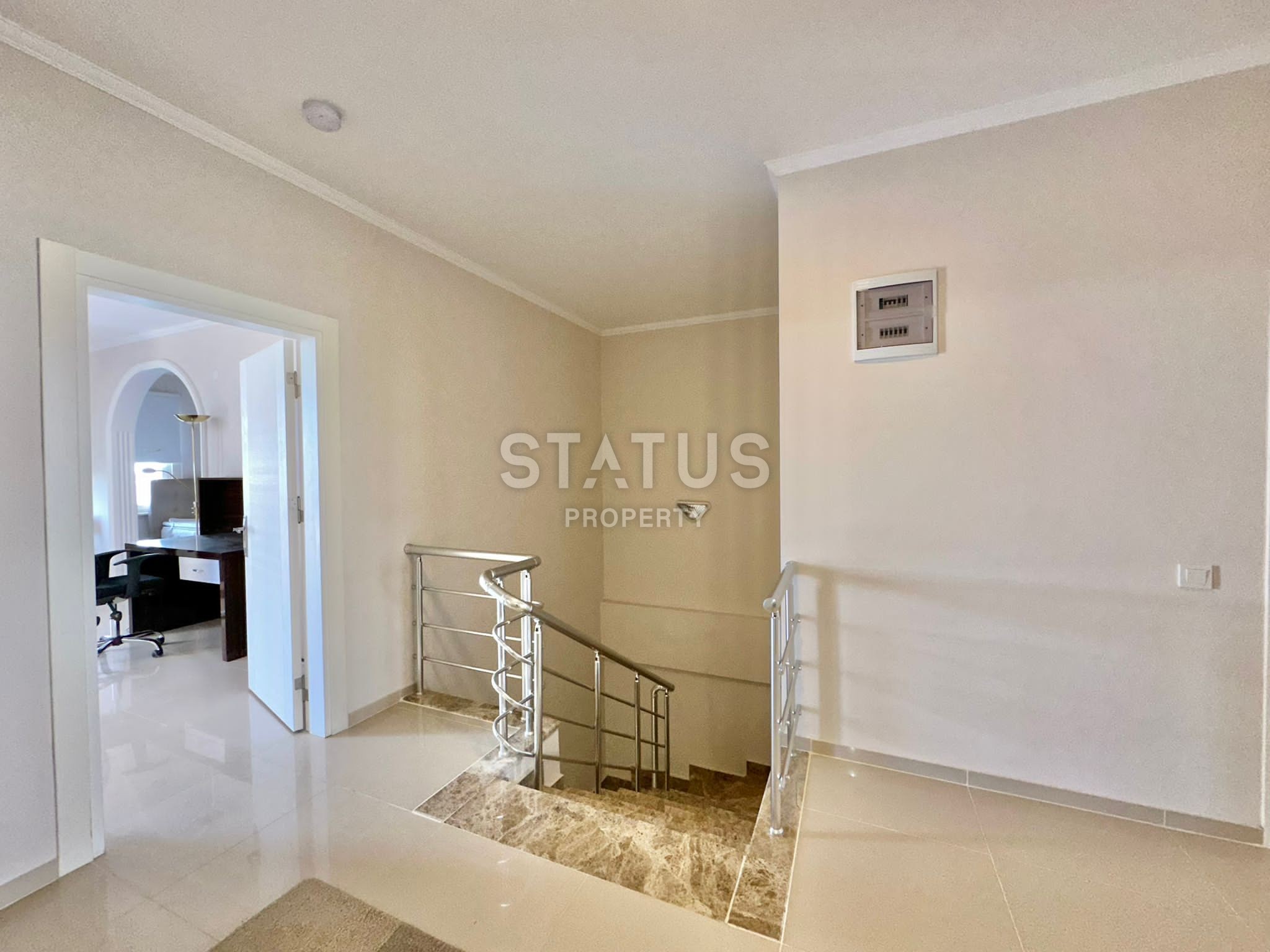 Two-level turnkey duplex 500m from the sea in the Tosmur area. 5+1. 250m2 фото 78