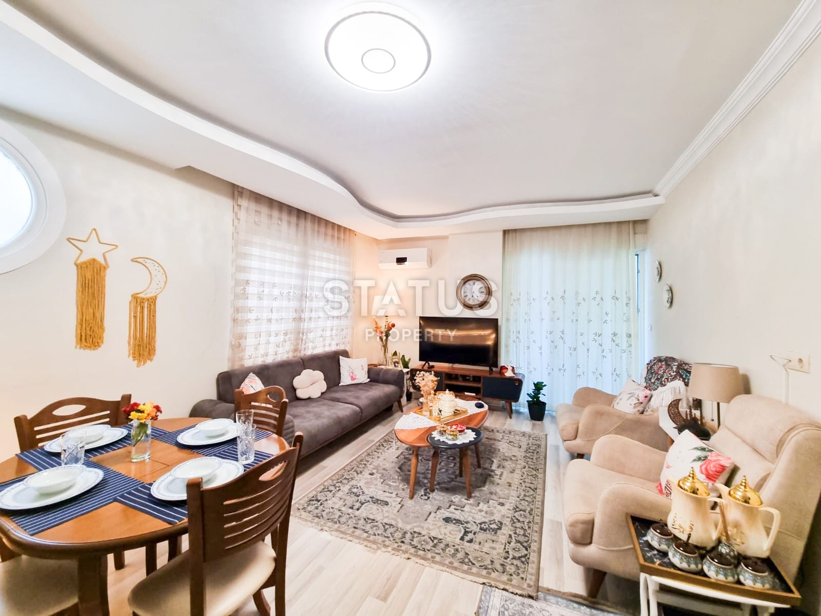 Furnished three-room apartment by the sea in Mahmutlar. 110m2 фото 3