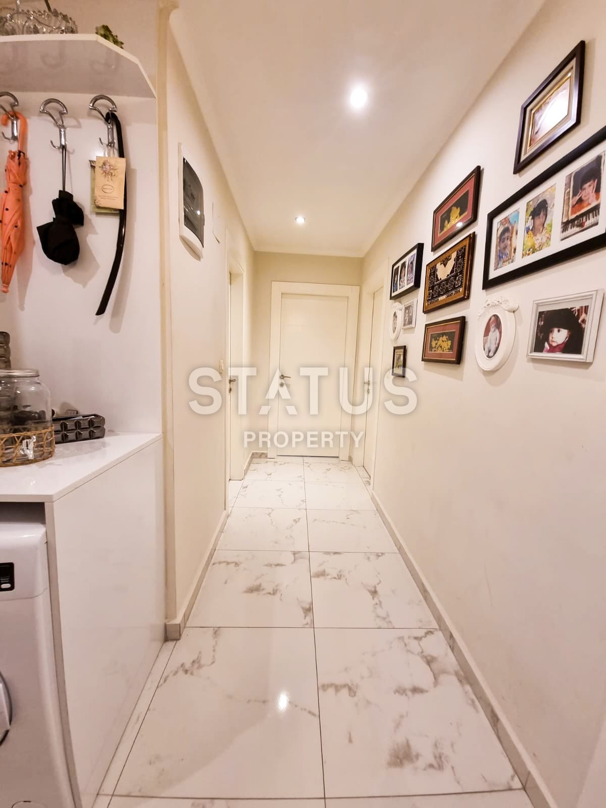 Furnished three-room apartment by the sea in Mahmutlar. 110m2 фото 5