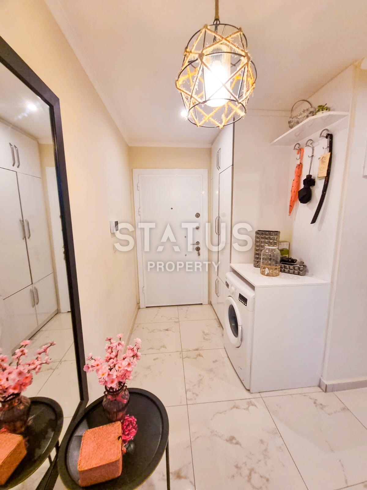 Furnished three-room apartment by the sea in Mahmutlar. 110m2 фото 10