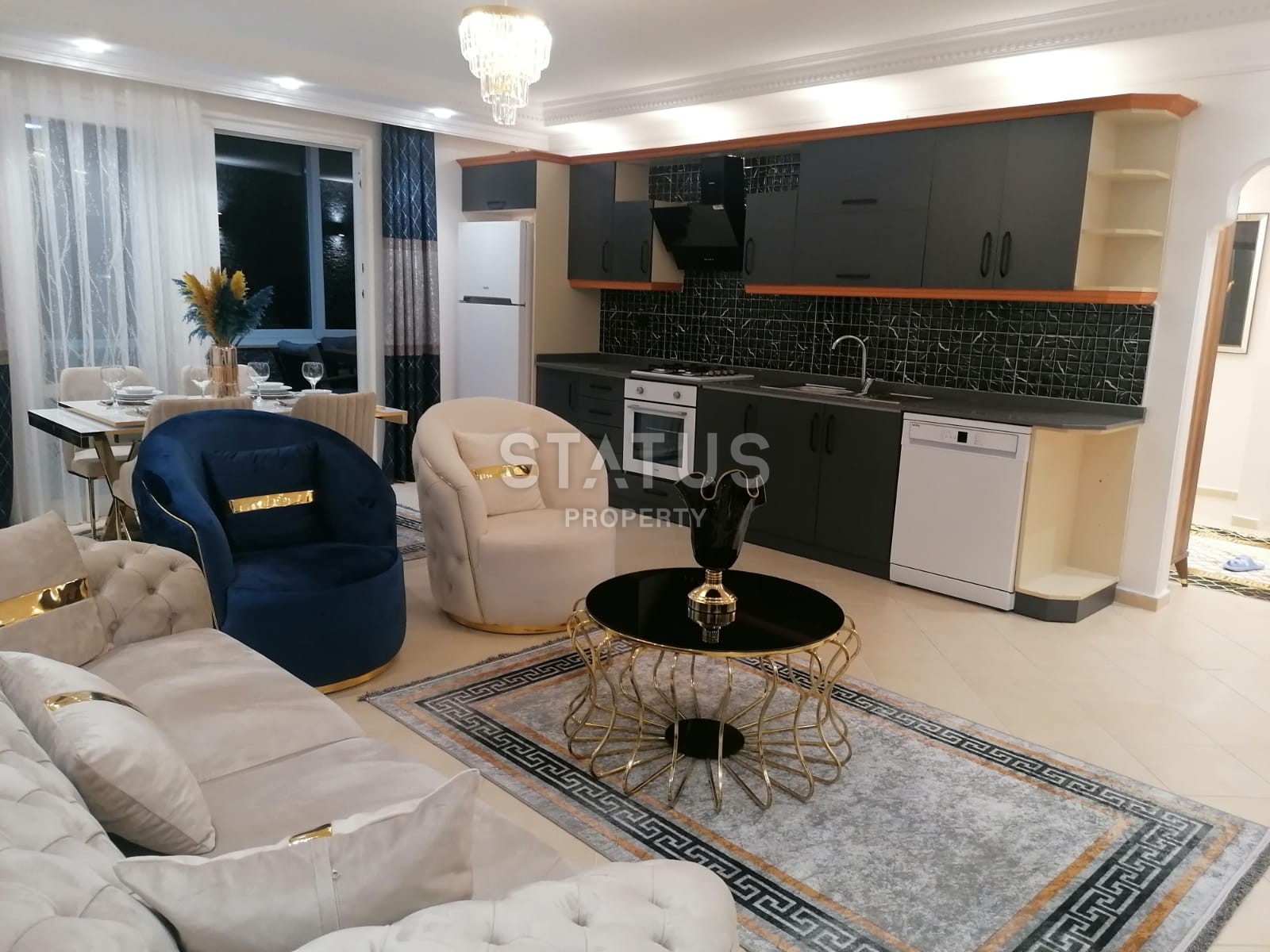 Меблированная трёхкомнатная квартира у моря в районе Махмутлар, 118м2 фото 4