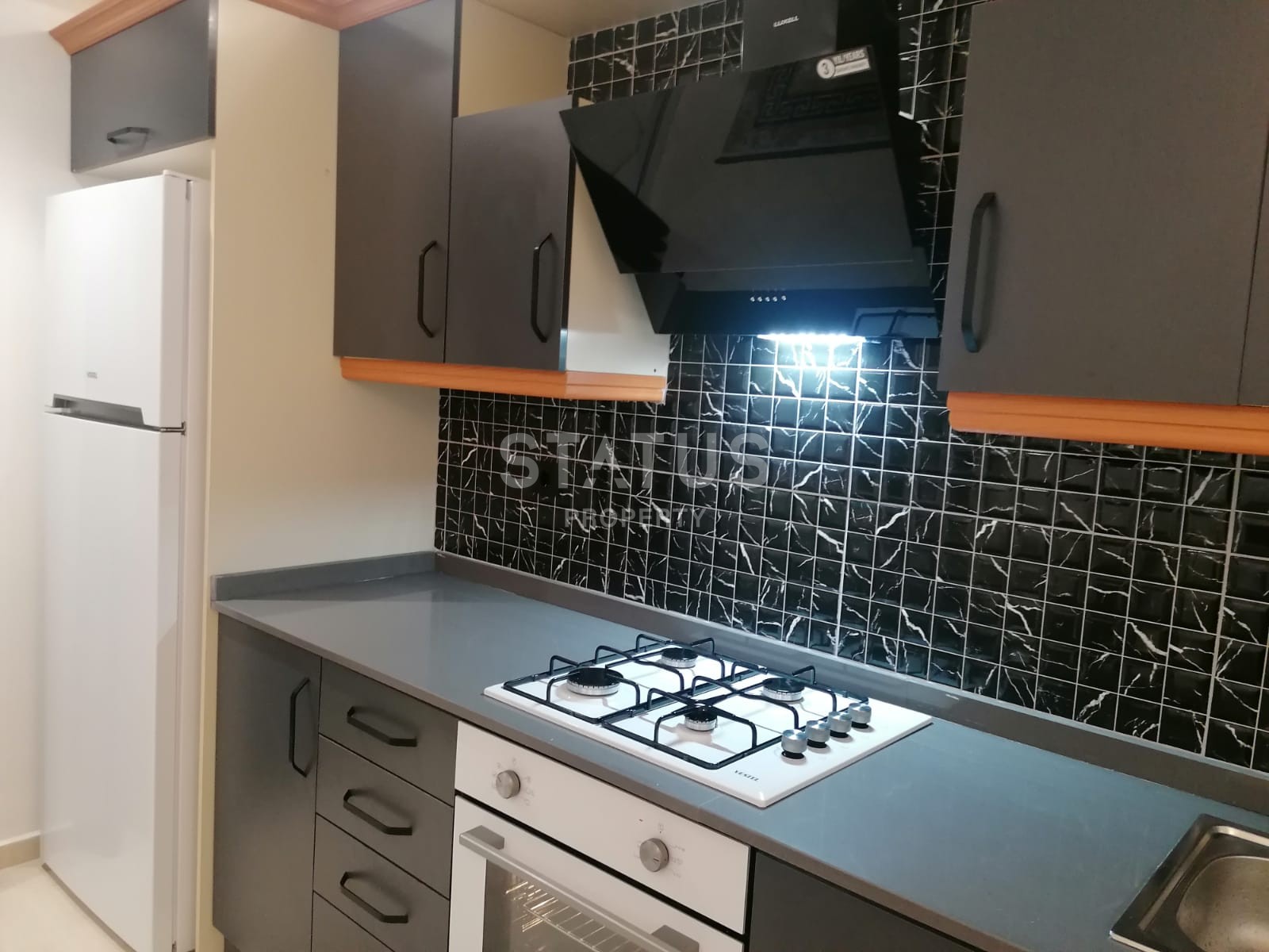 Меблированная трёхкомнатная квартира у моря в районе Махмутлар, 118м2 фото 7