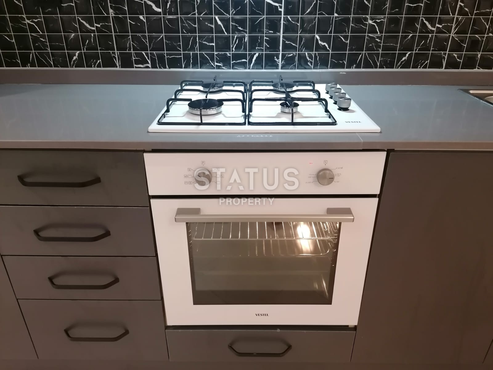 Меблированная трёхкомнатная квартира у моря в районе Махмутлар, 118м2 фото 10