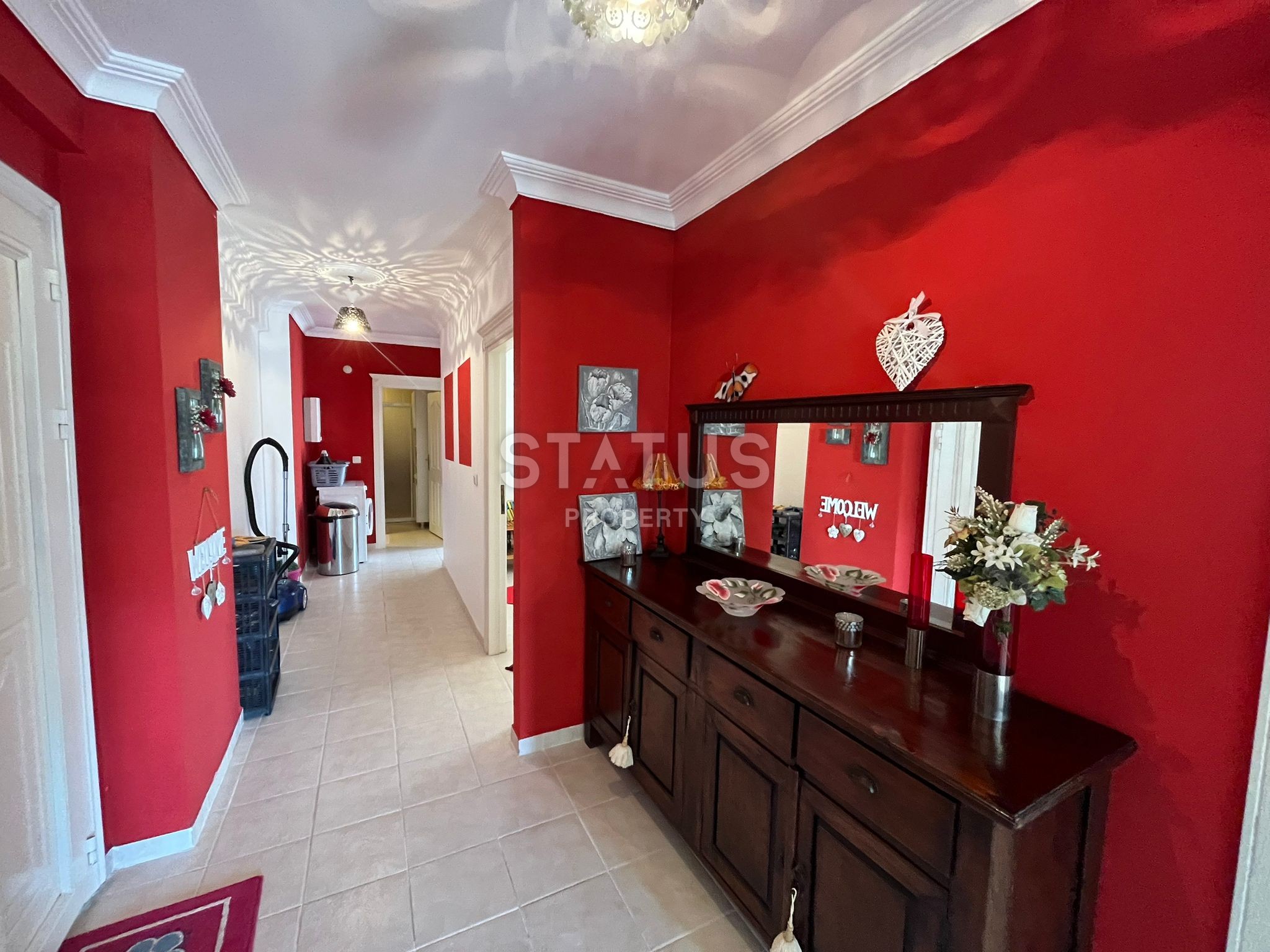 Furnished four-room apartment by the sea in Mahmutlar. 145m2 фото 3