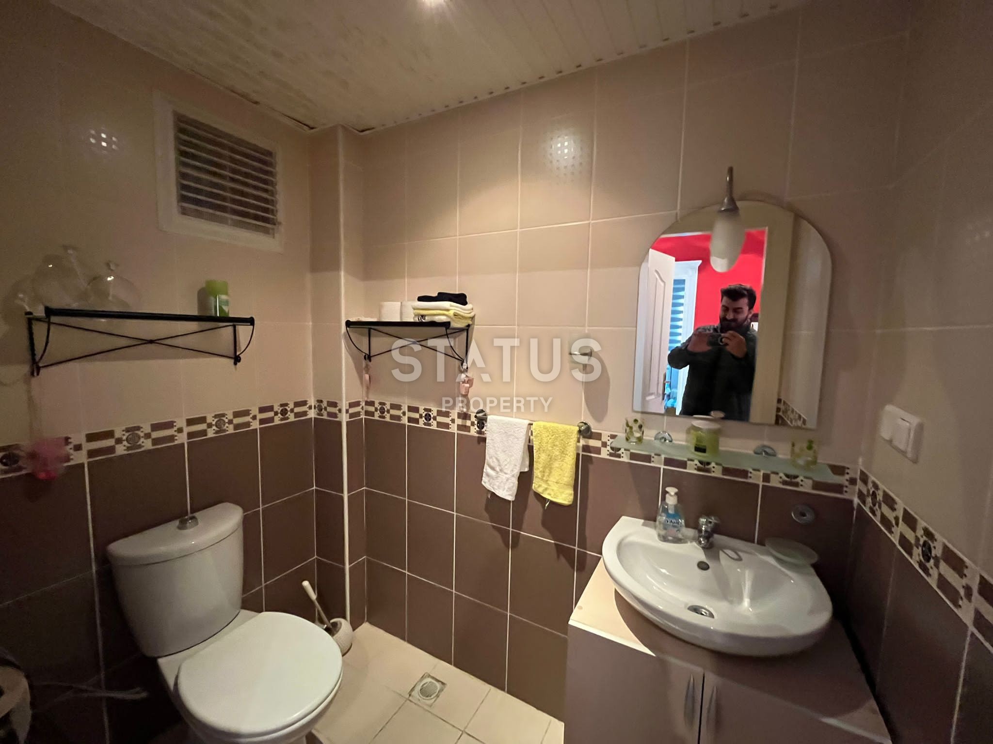 Furnished four-room apartment by the sea in Mahmutlar. 145m2 фото 10