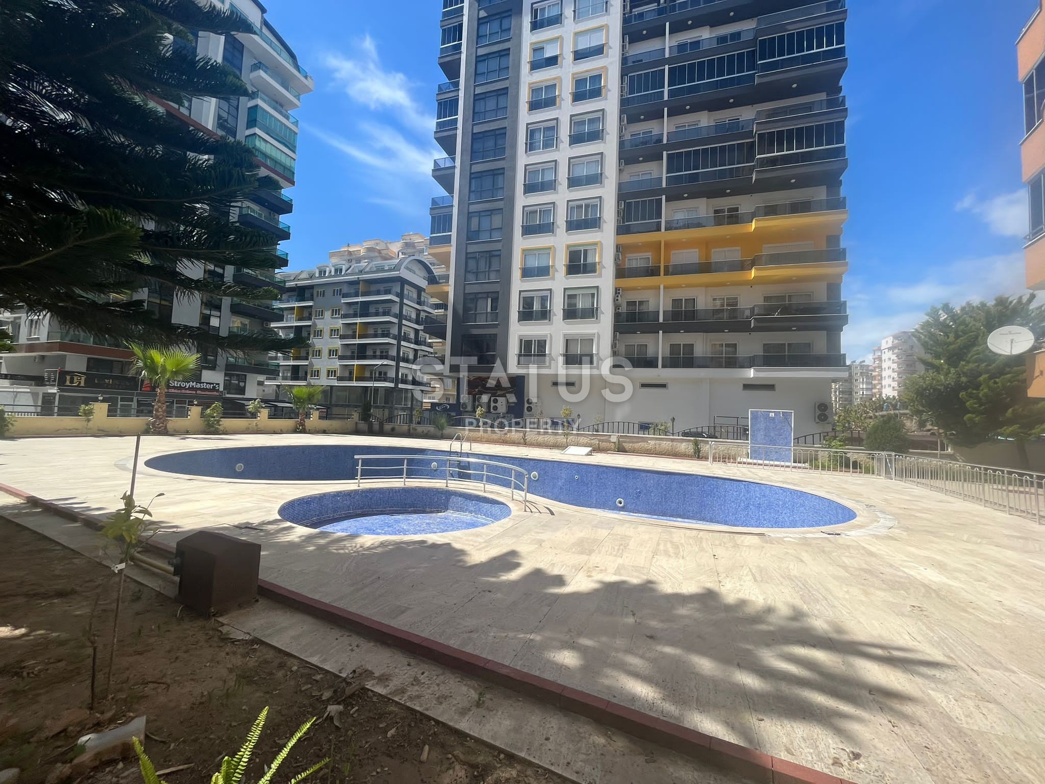 Furnished four-room apartment by the sea in Mahmutlar. 145m2 фото 19