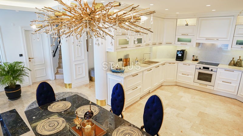 Luxury villa 4+1 with furniture in a complex with hotel infrastructure, 400 m2 фото 4