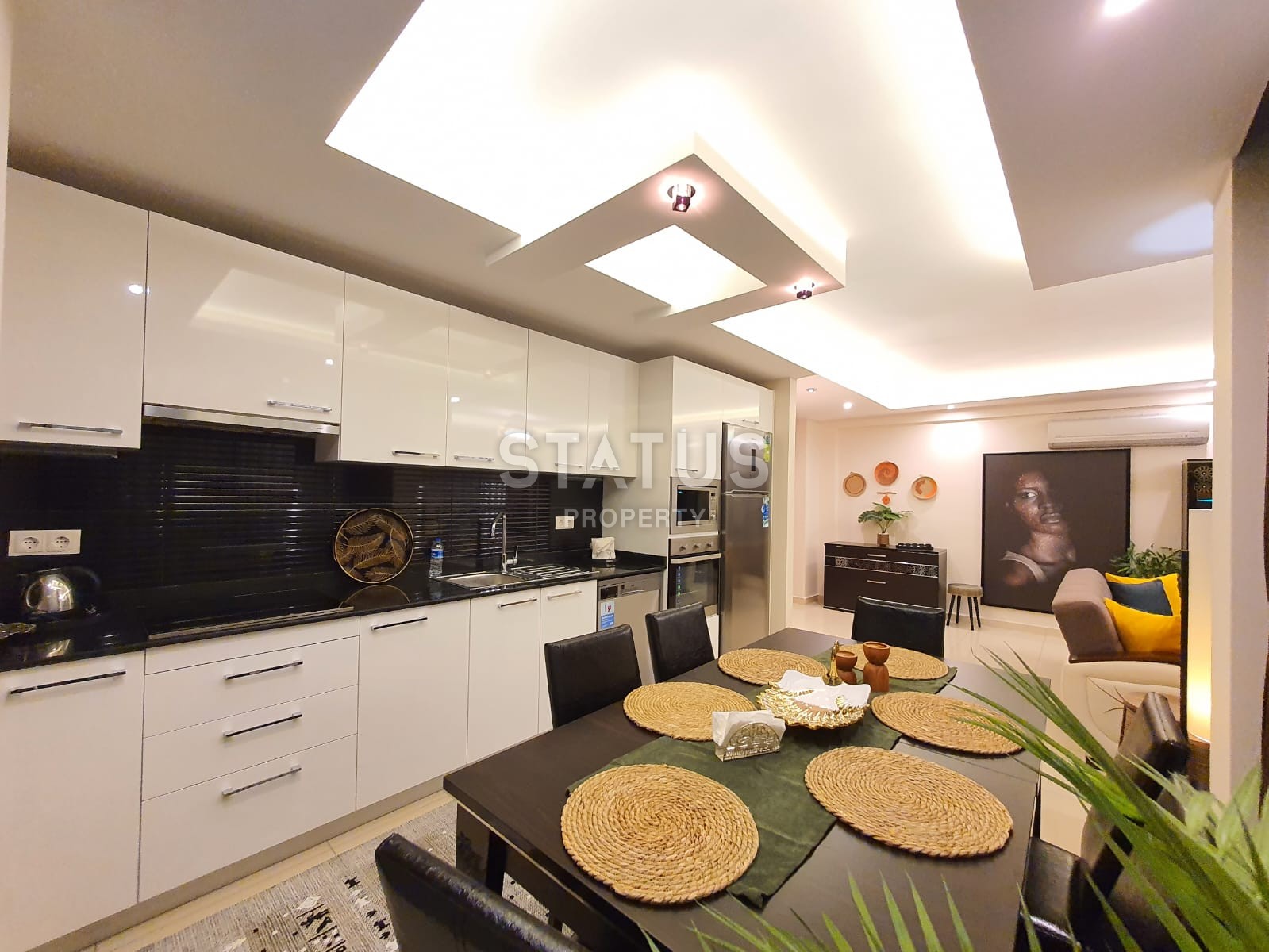 Стильная квартира в комплексе премиум класса с видом на море и крепость,120м2 фото 8