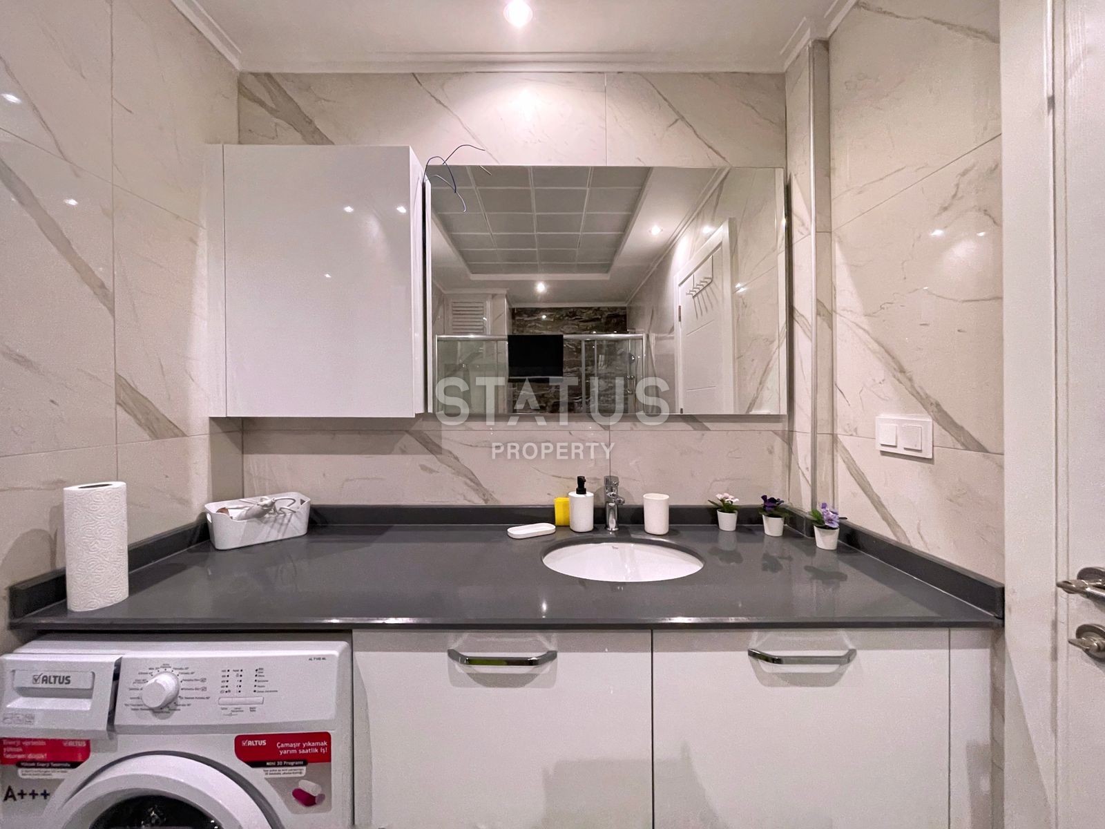 Просторная полностью укомплектованная квартира 1+1 в районе Каргыджак, 76 м2 фото 21