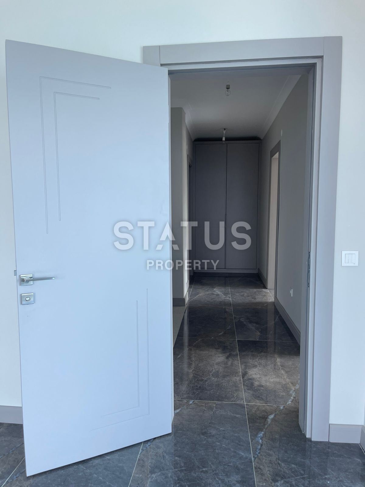 Просторная светлая квартира 3+1  на первой линии с видом на море в Махмутларе , 213м2 фото 4