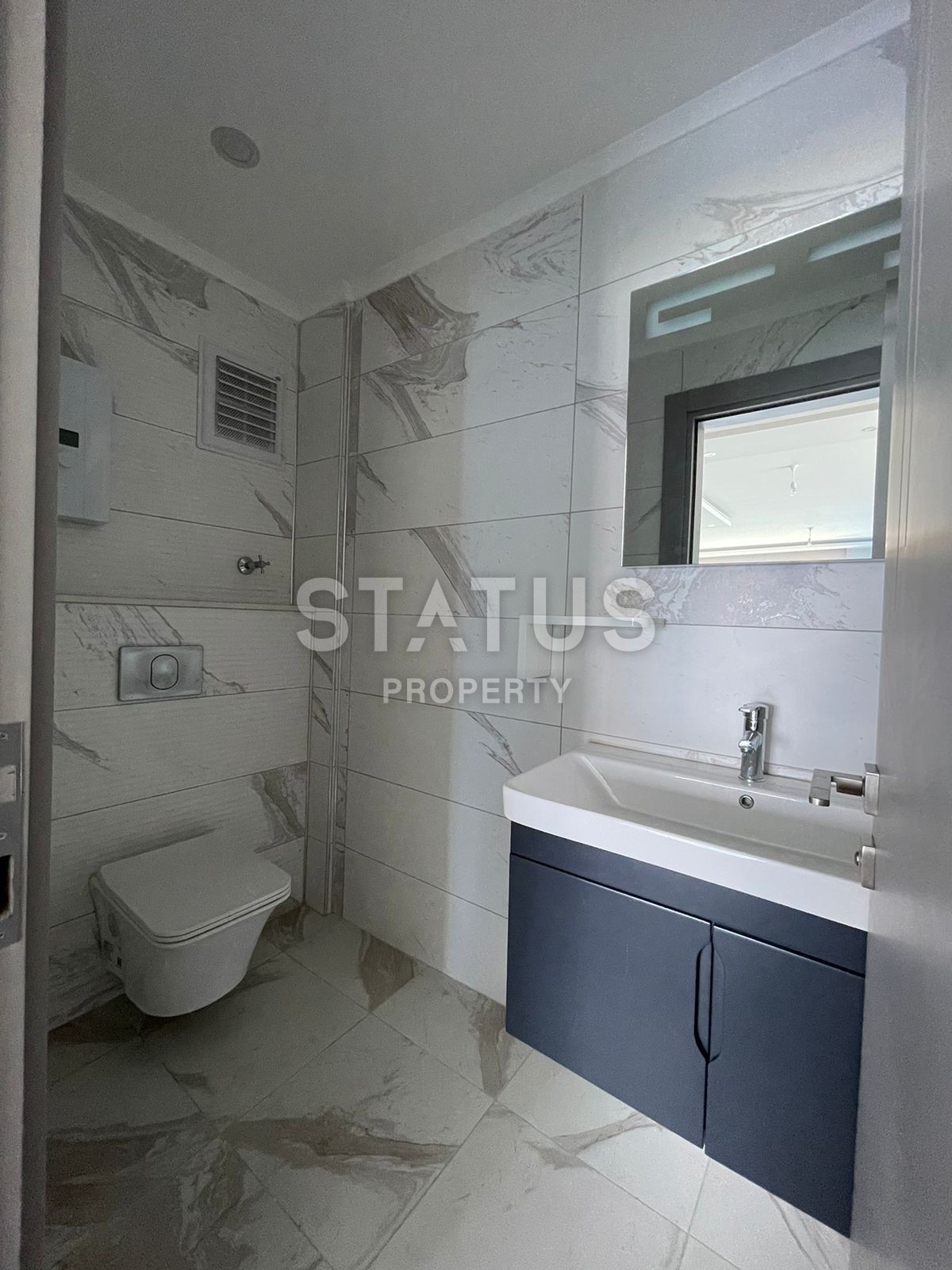 Просторная светлая квартира 3+1  на первой линии с видом на море в Махмутларе , 213м2 фото 6