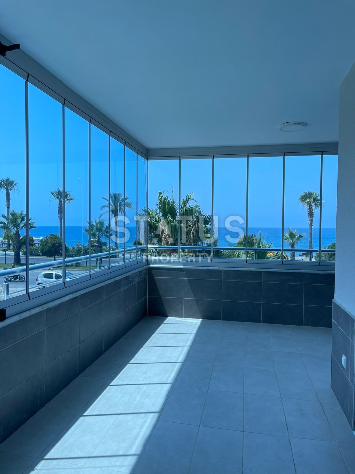 Просторная светлая квартира 3+1  на первой линии с видом на море в Махмутларе , 213м2 фото 14