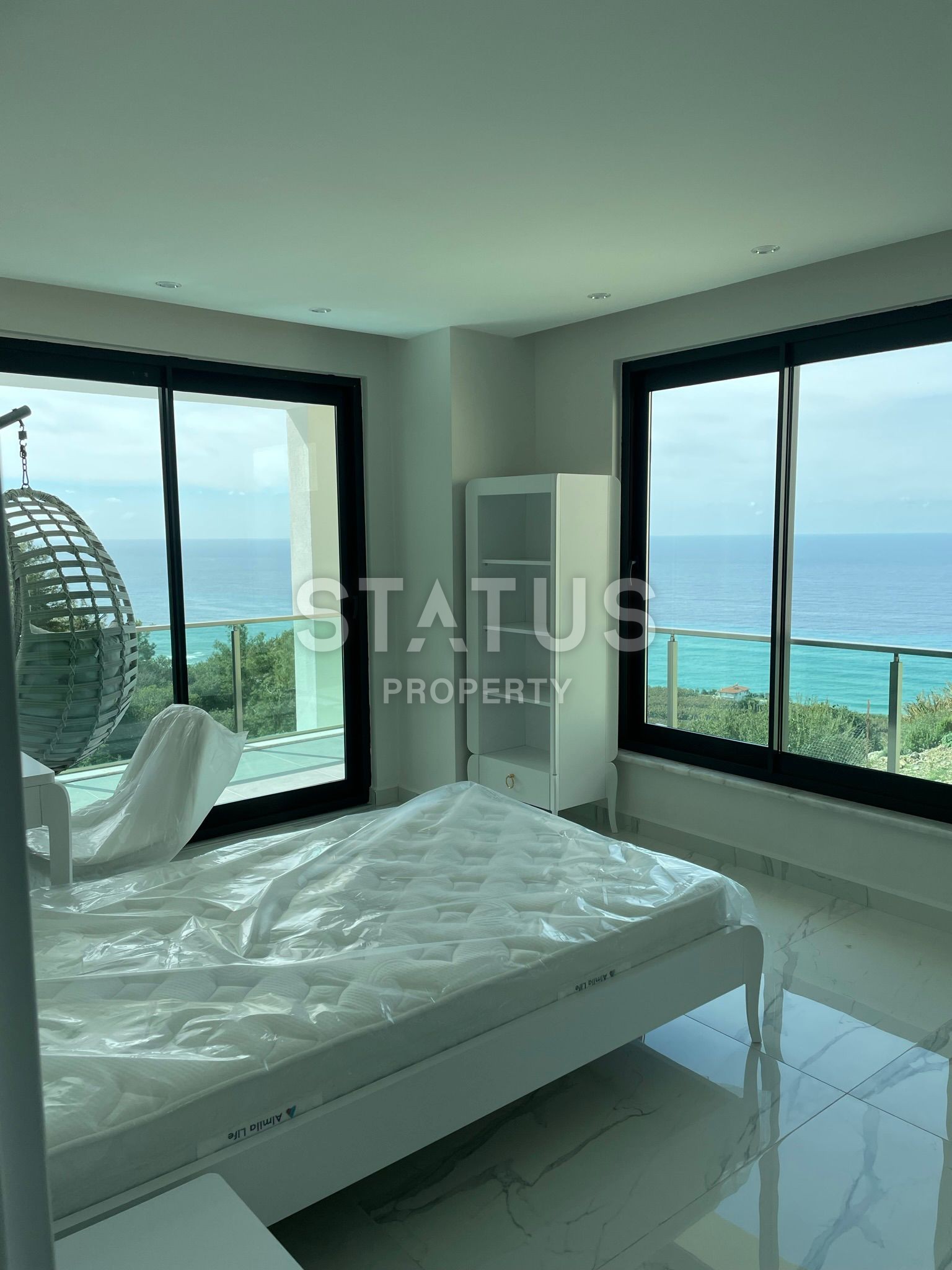 LUXURY VILLA 5+1 VILLA in Kargicak, 330 m2 фото 23