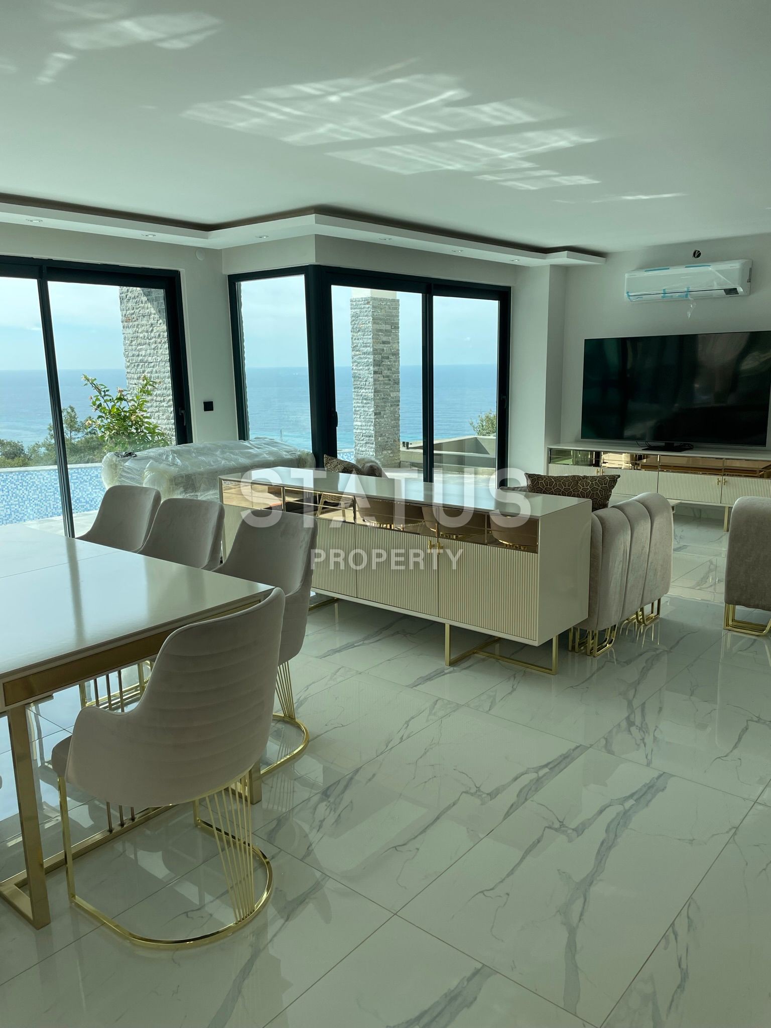 LUXURY VILLA 5+1 VILLA in Kargicak, 330 m2 фото 26