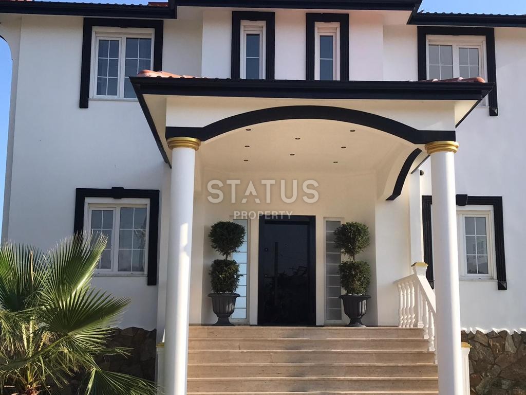 Вилла 3+1 в уникальной локации в Газипаше, 300м2 фото 17