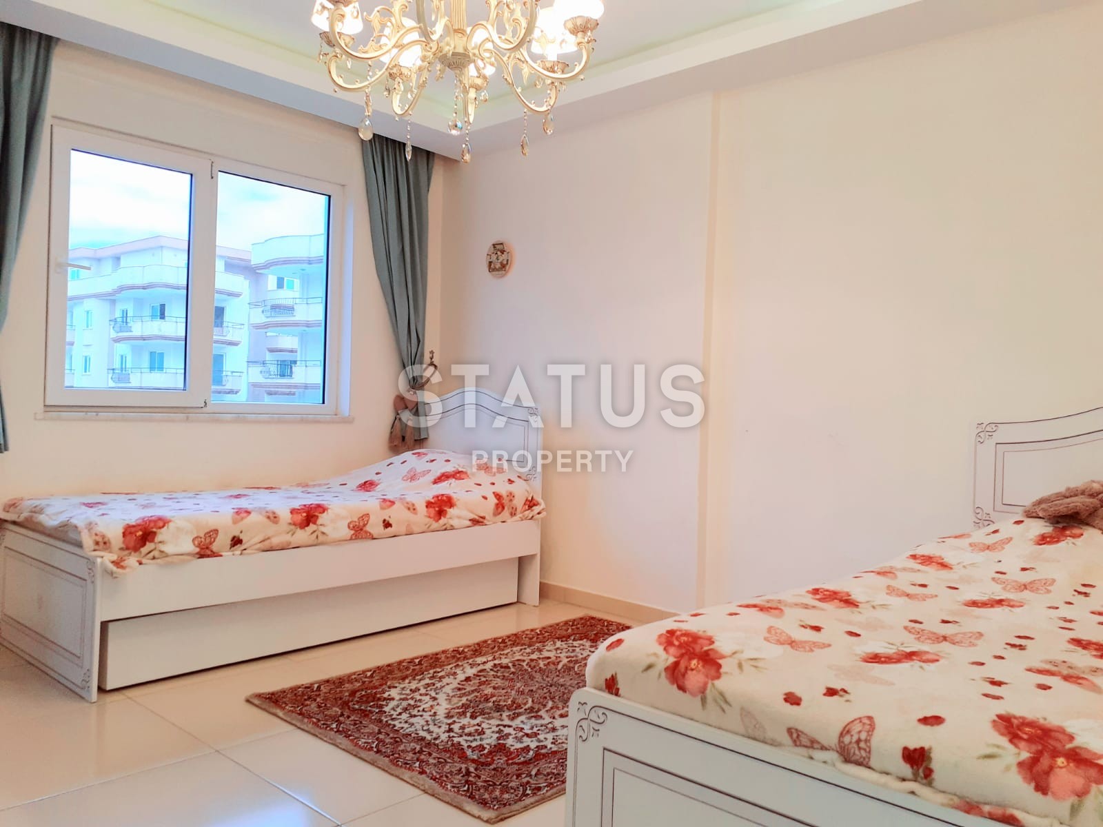 Меблированная двухкомнатная квартира с видом на море и горы, 65 м2 фото 3