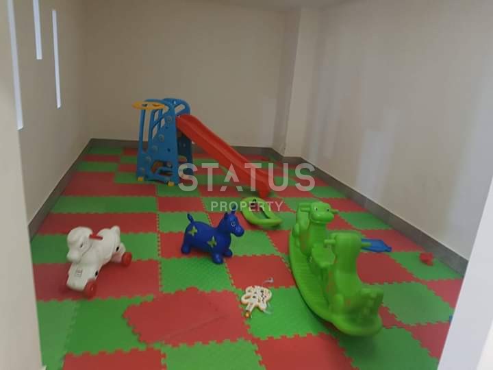 Меблированная двухкомнатная квартира с видом на море и горы, 65 м2 фото 8