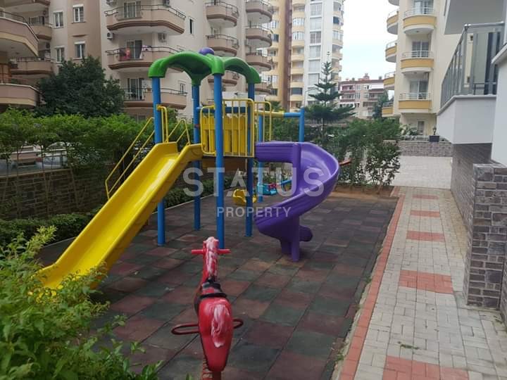 Меблированная двухкомнатная квартира с видом на море и горы, 65 м2 фото 10