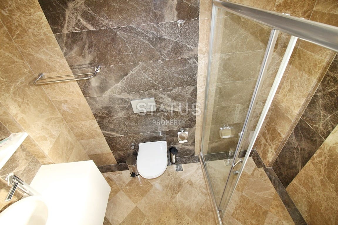 Двухэтажная просторная вилла 5+1 с собственным садом и бассейнов в районе Каргыджак, 280м2 фото 23