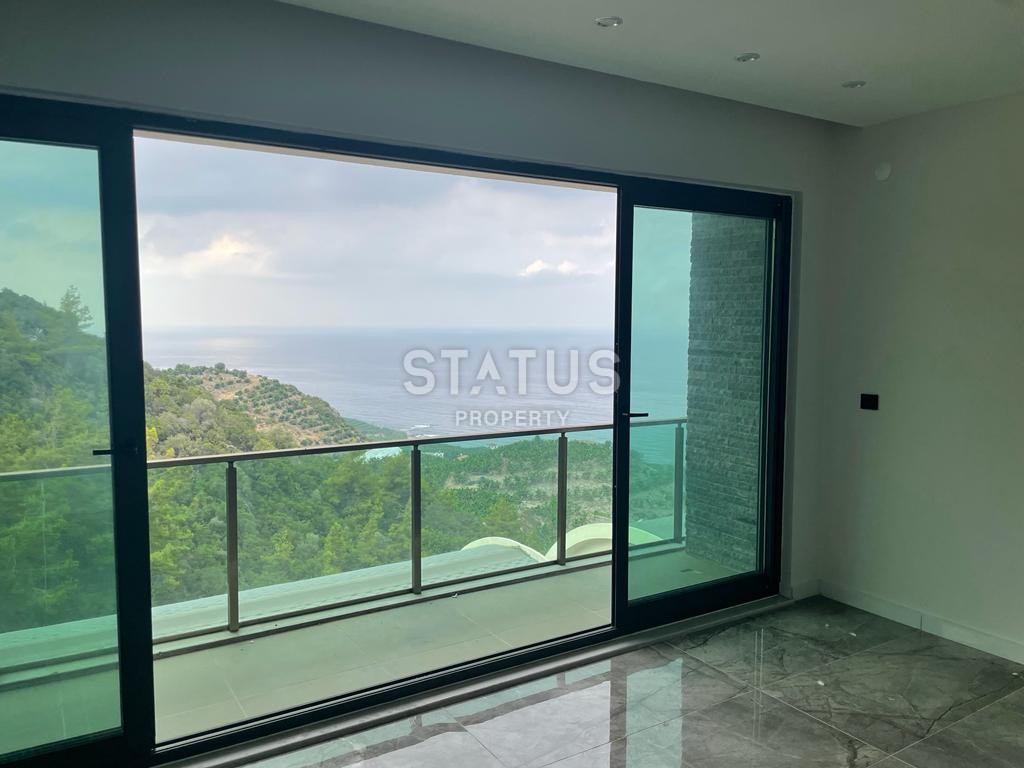 Three-storey villa 5+1 in a complex of villas on the first coastline in Kargicak, 350m2 фото 7