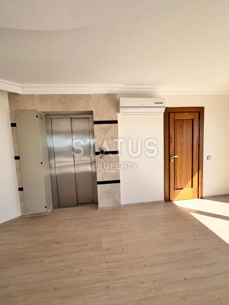 Three-storey villa with a private pool and breathtaking views, 450m2 фото 9