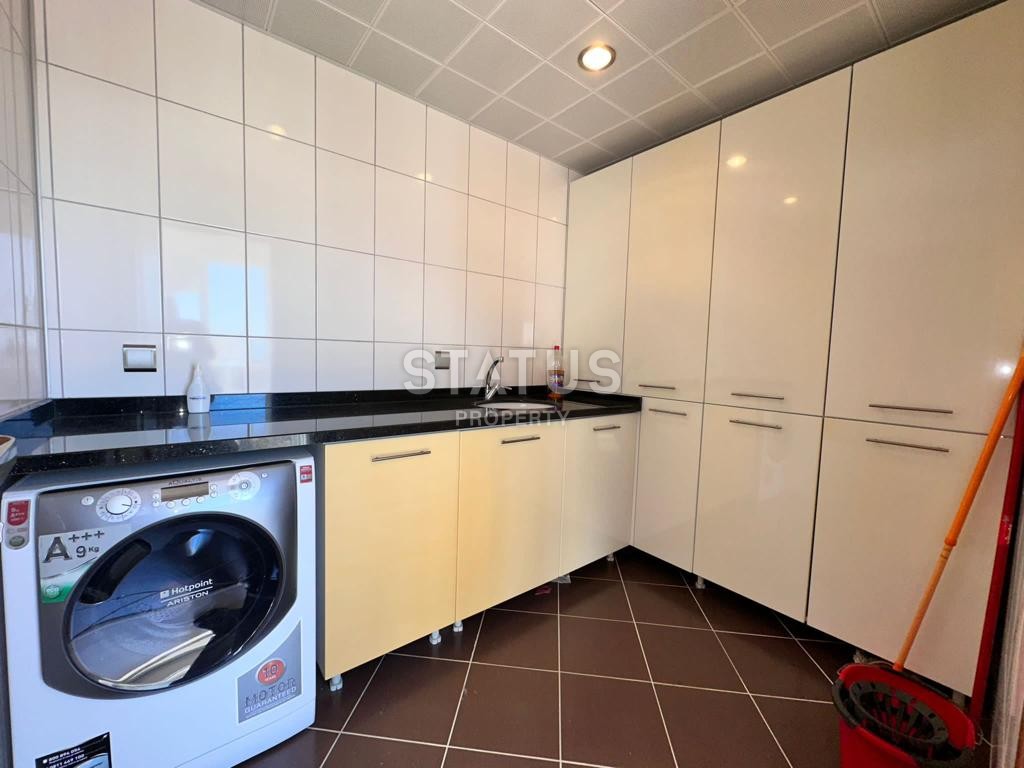 Three-storey villa with a private pool and breathtaking views, 450m2 фото 25