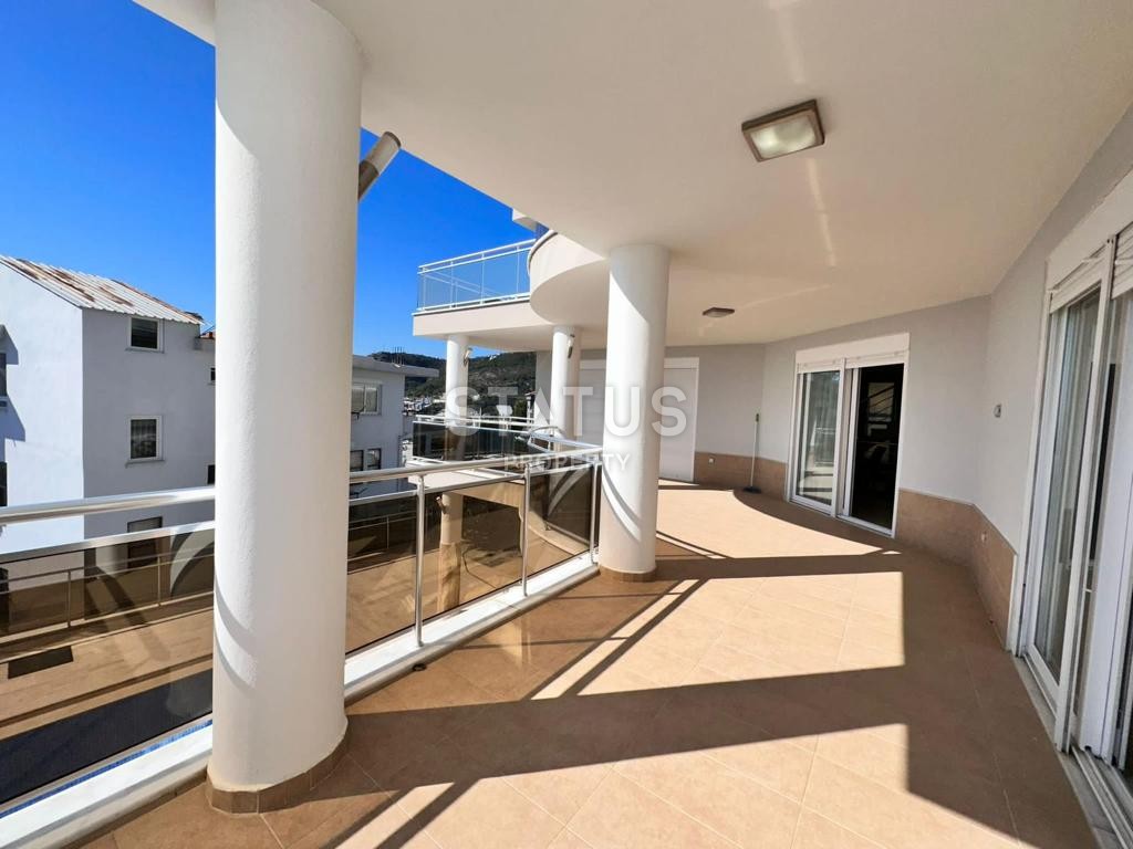 Three-storey villa with a private pool and breathtaking views, 450m2 фото 46