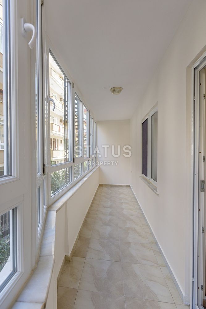 Трехкомнатная квартира с мебелью в Махмутларе, по отличной стоимости! 120 кв. м. фото 17