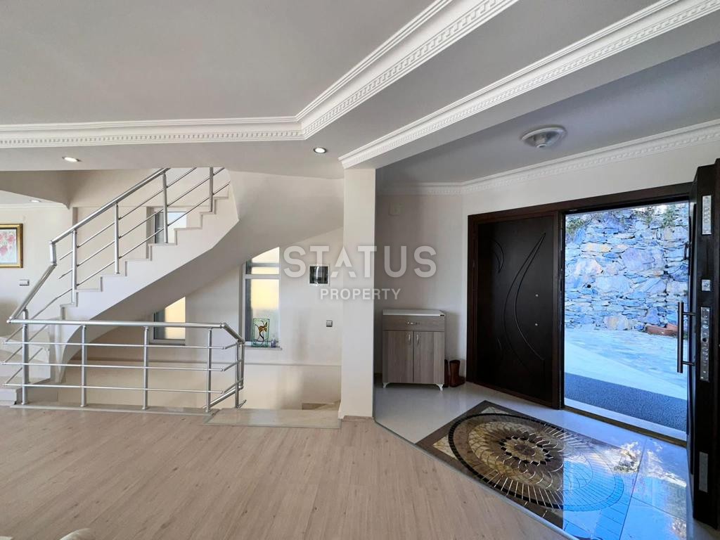 Three-storey villa with a private pool and breathtaking views, 450m2 фото 51