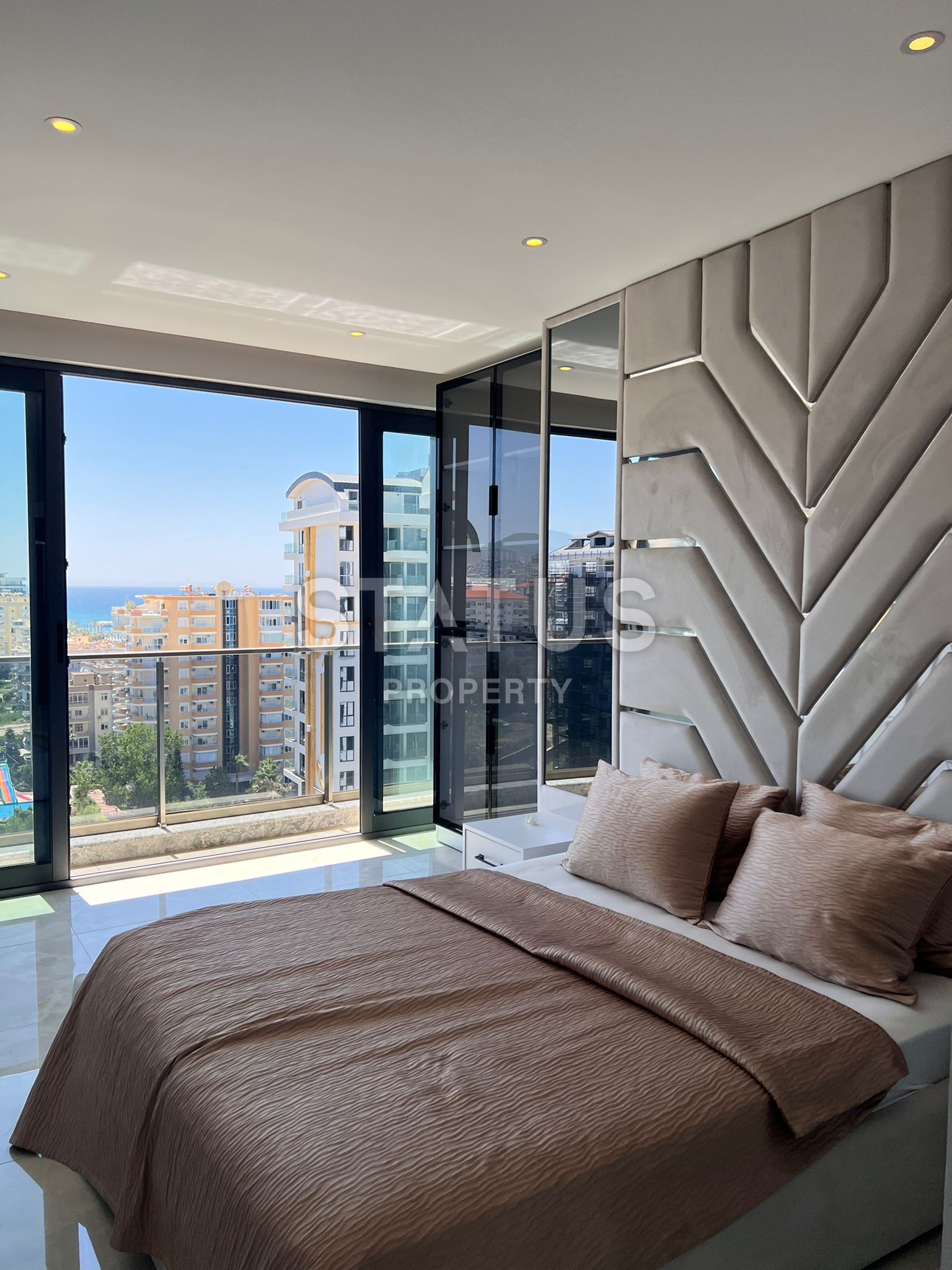 Люкс апартаменты 2+1 на первой береговой линии в Махмутларе, 95м2 фото 4