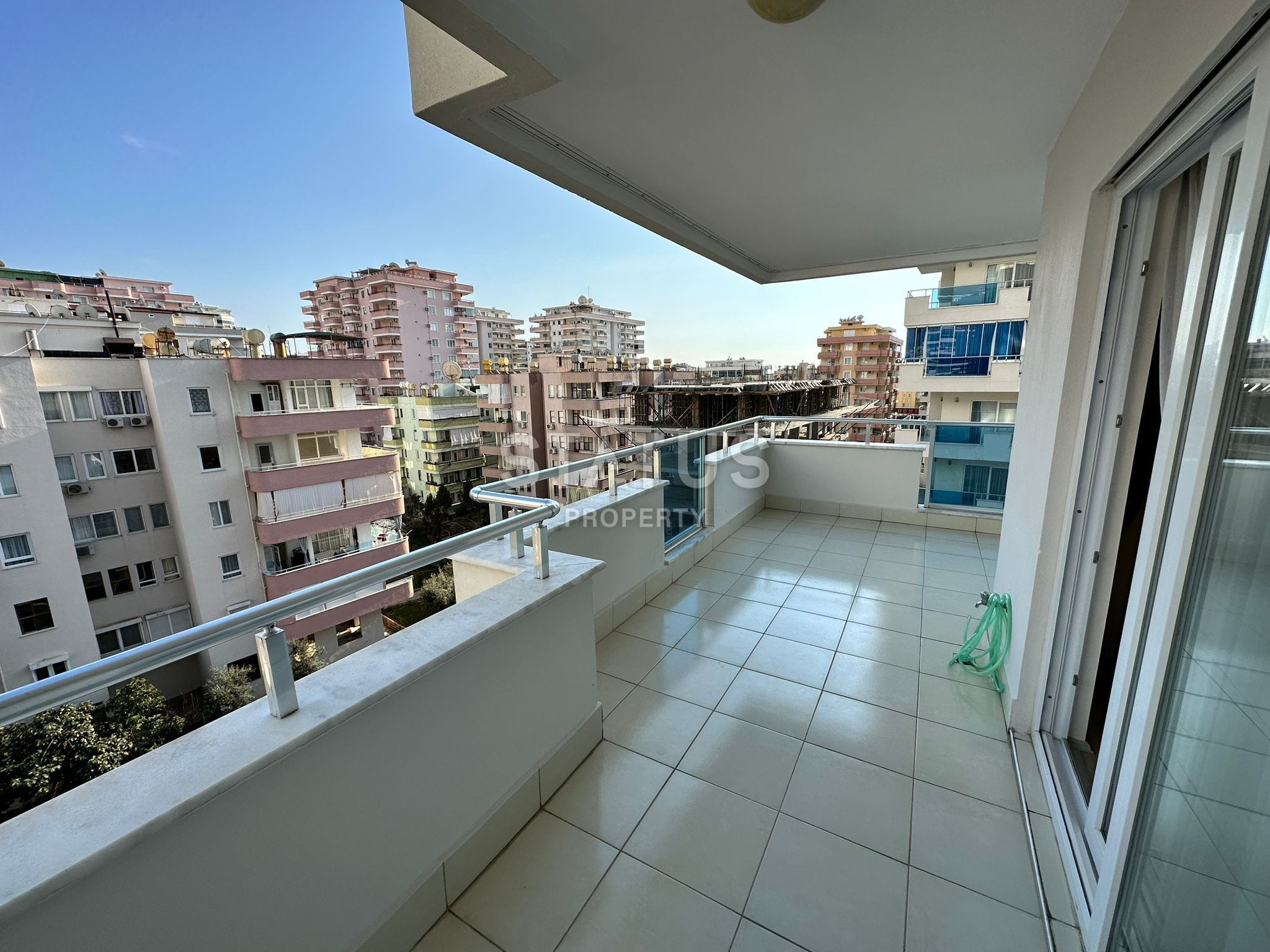 Полностью обновлённая квартира 2+1 с новой люкс мебелью и техникой в Махмутларе,120м2 фото 7