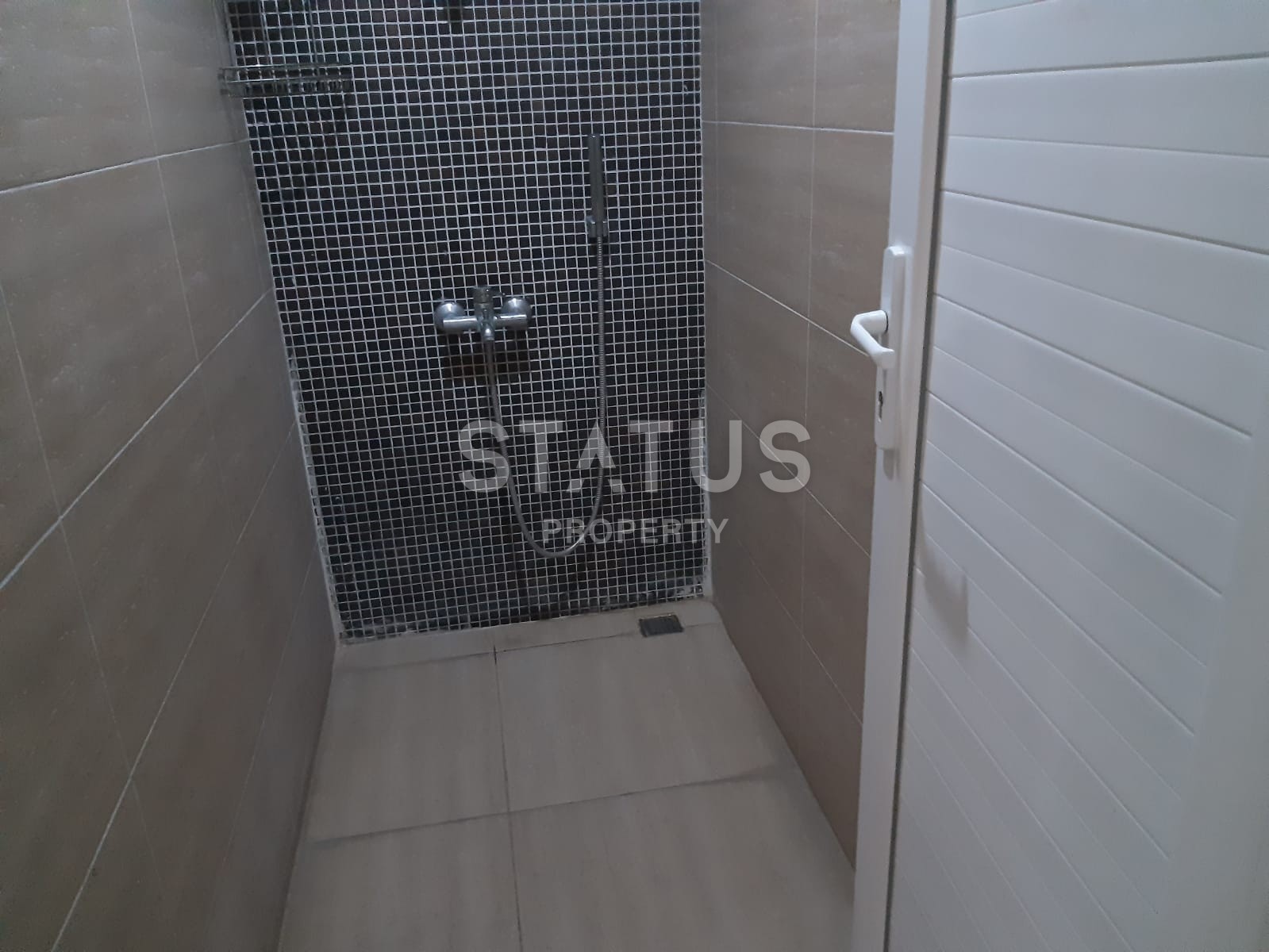 Меблированная двухкомнатная квартира в комплексе с инфраструктурой, 65 м2 фото 9