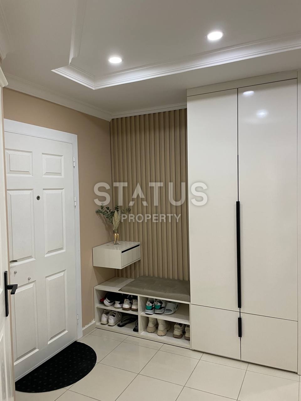 Spacious apartment 2+1 with ready renovation and incredible views in Mahmutlar, 150 m2 фото 3