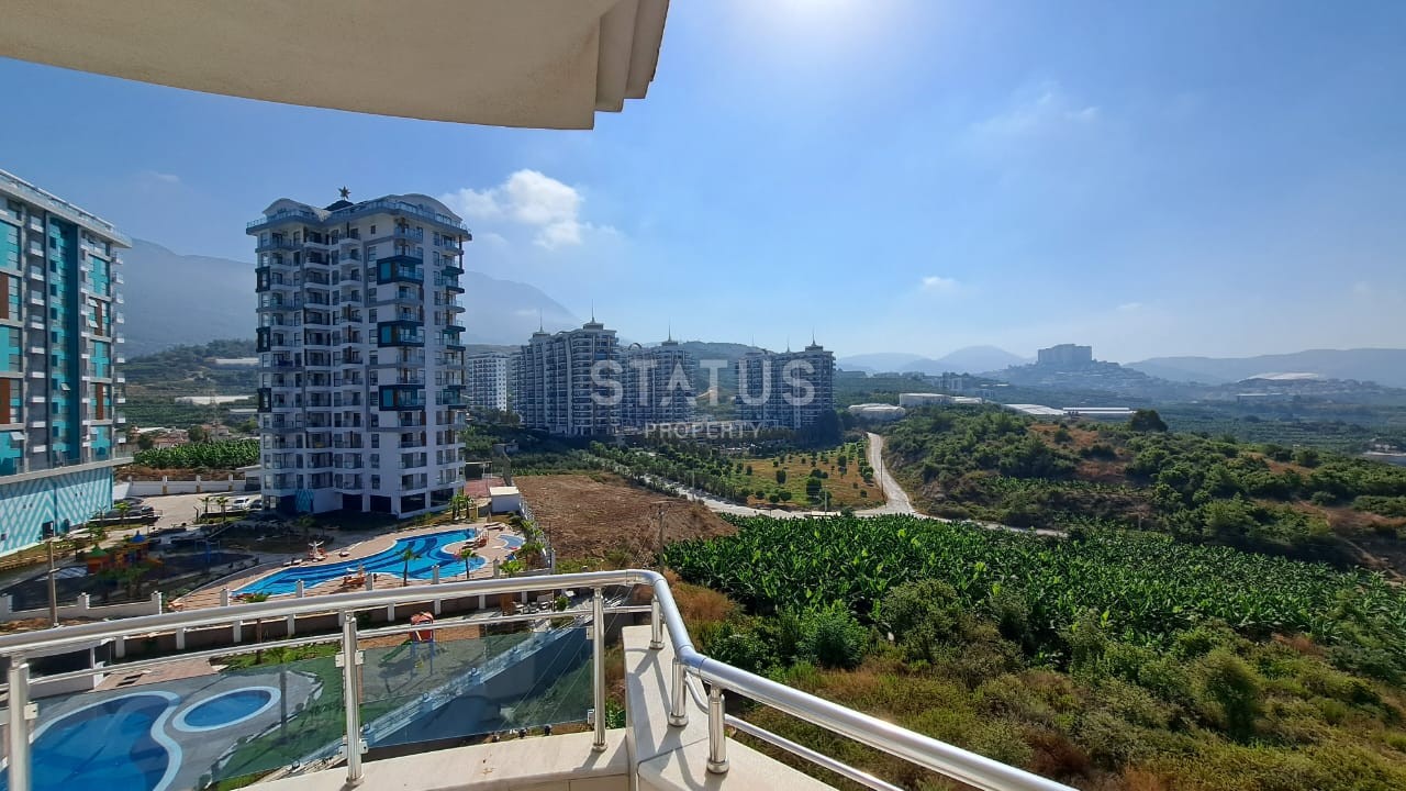 Spacious apartment 2+1 with ready renovation and incredible views in Mahmutlar, 150 m2 фото 32